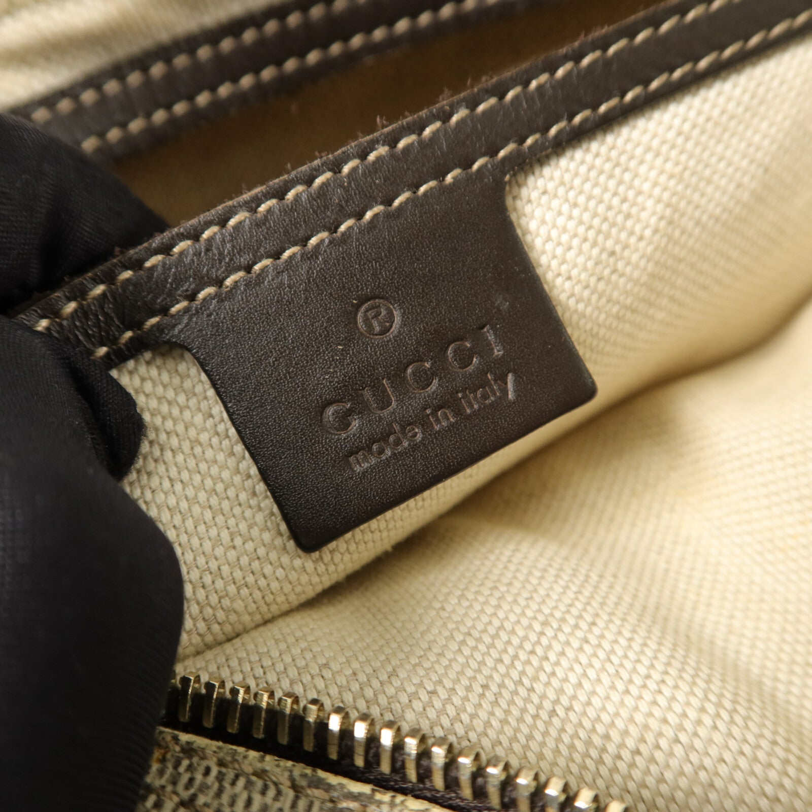 GUCCI 塗層帆布Messanger Bag肩背袋