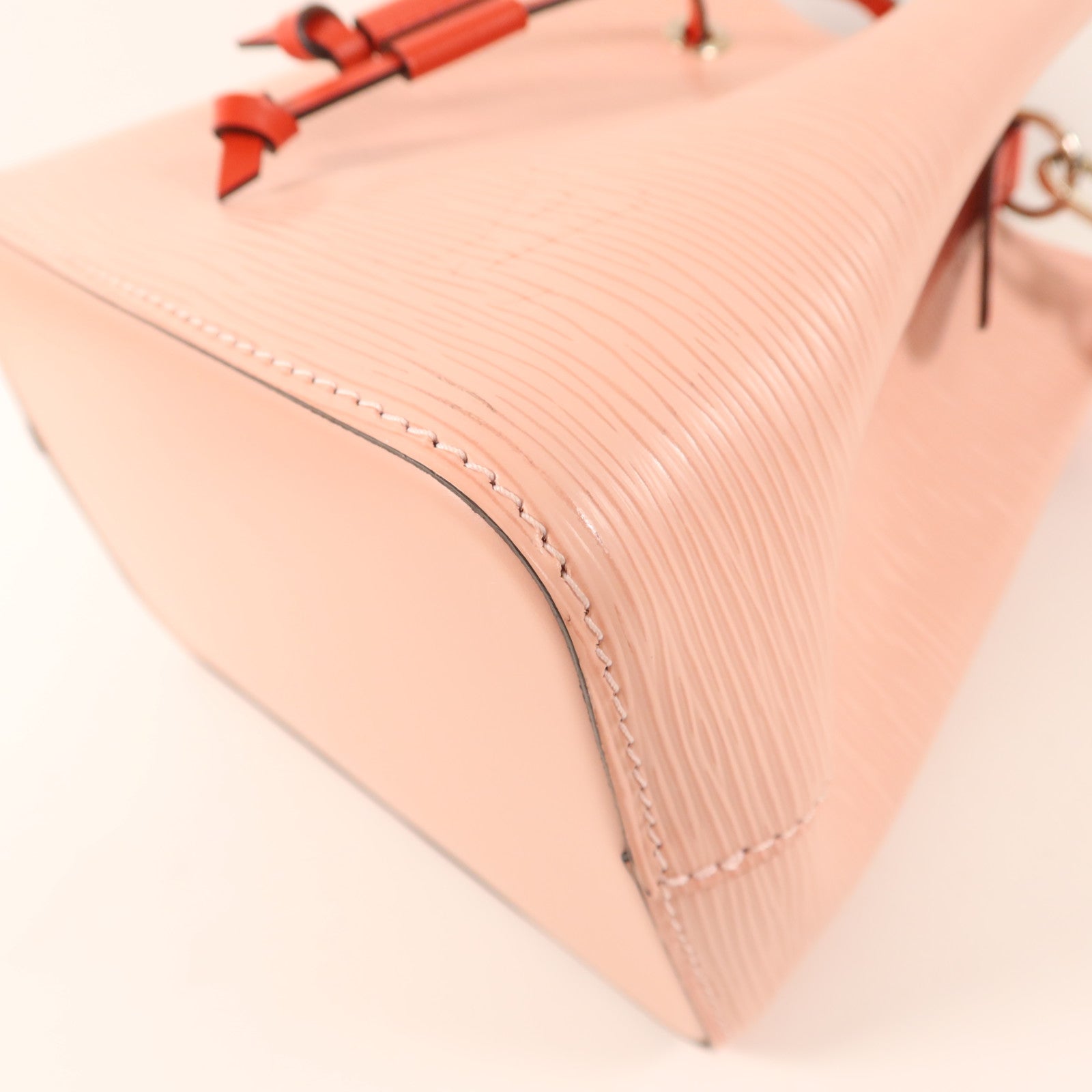 LOUIS VUITTON 【激減優惠】Epi Neo Noe BB銀扣手挽肩背兩用袋/Rose Ballerine