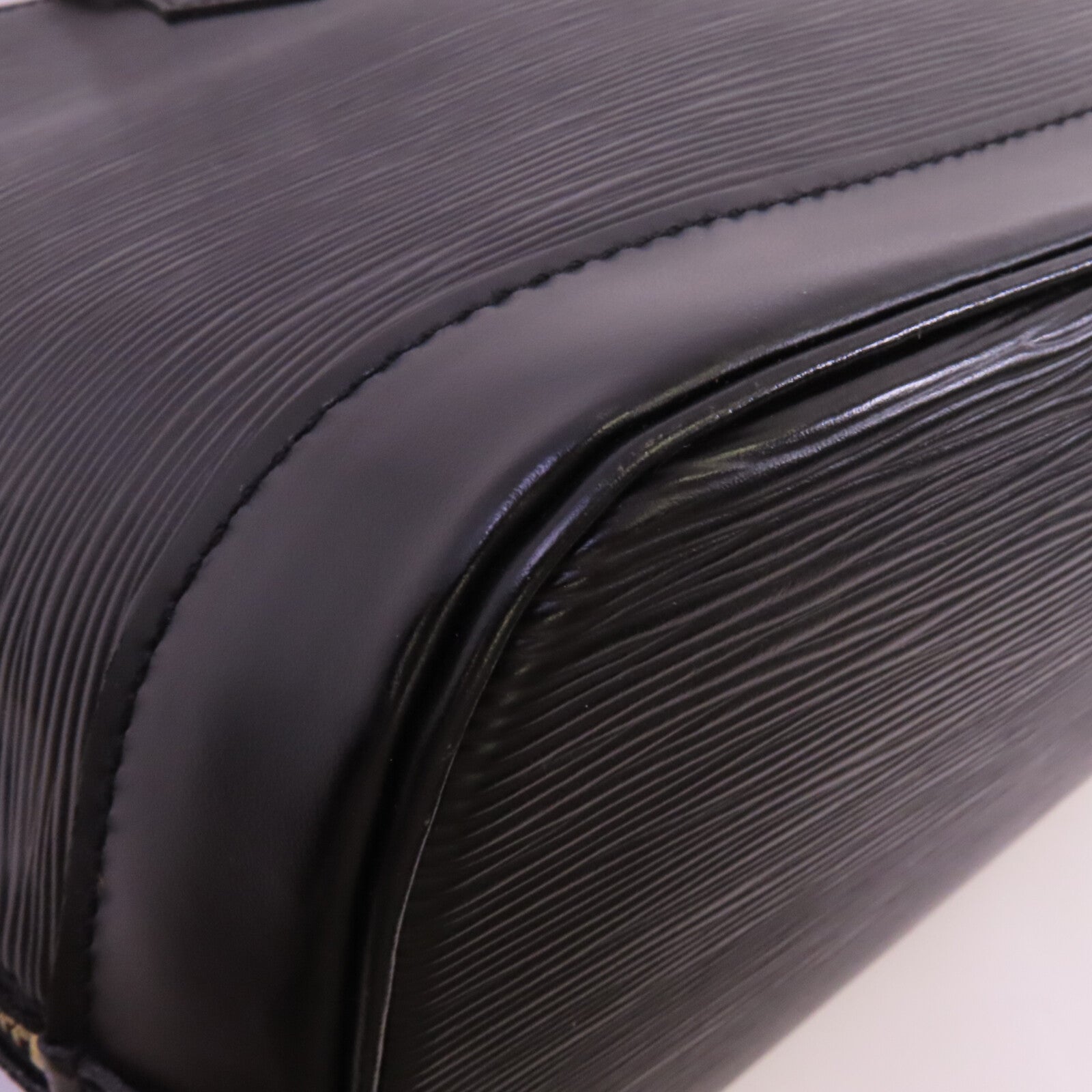 LOUIS VUITTON Epi Alma MM金扣手挽袋