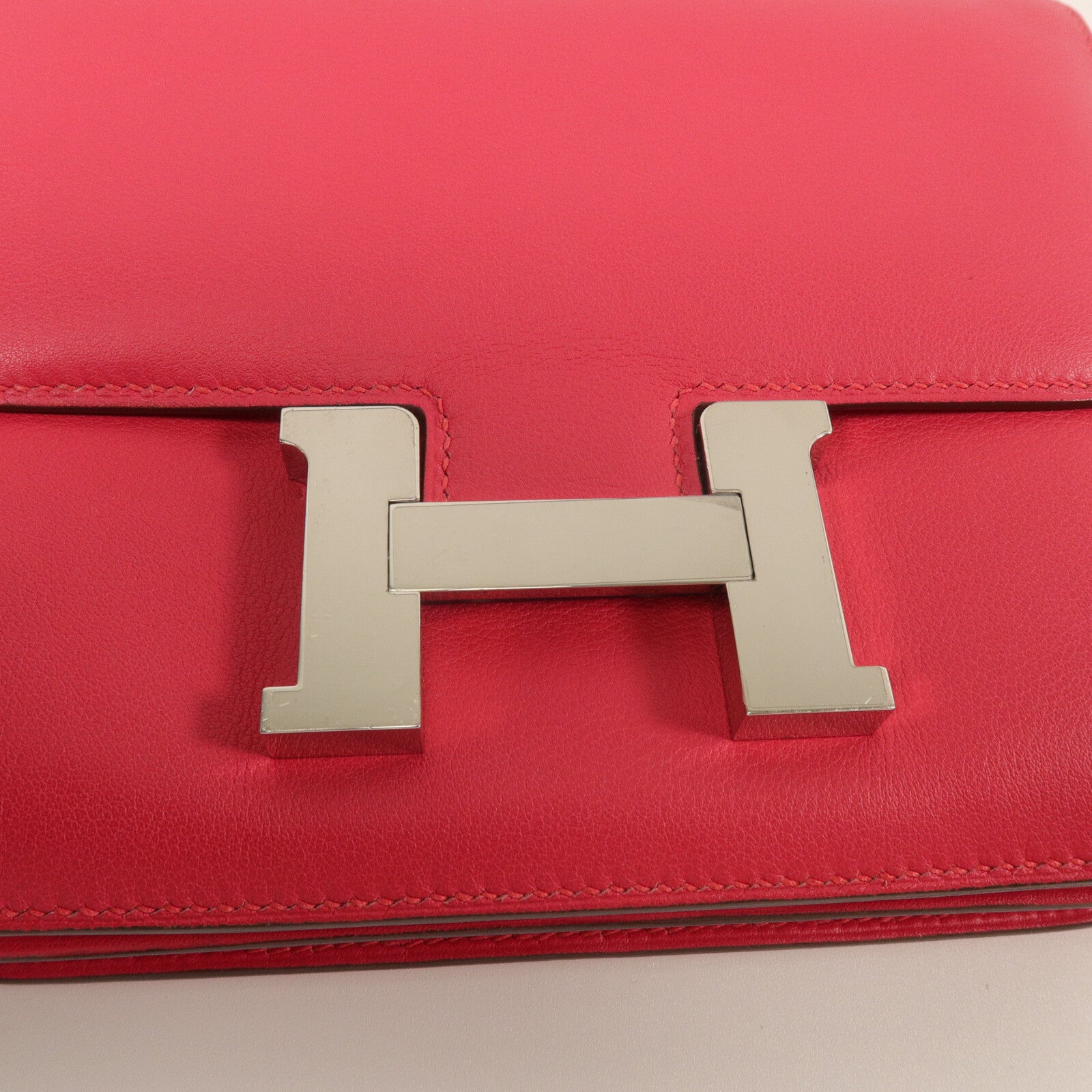 HERMES Swift皮革Constance Mini肩背袋Rose Extremt