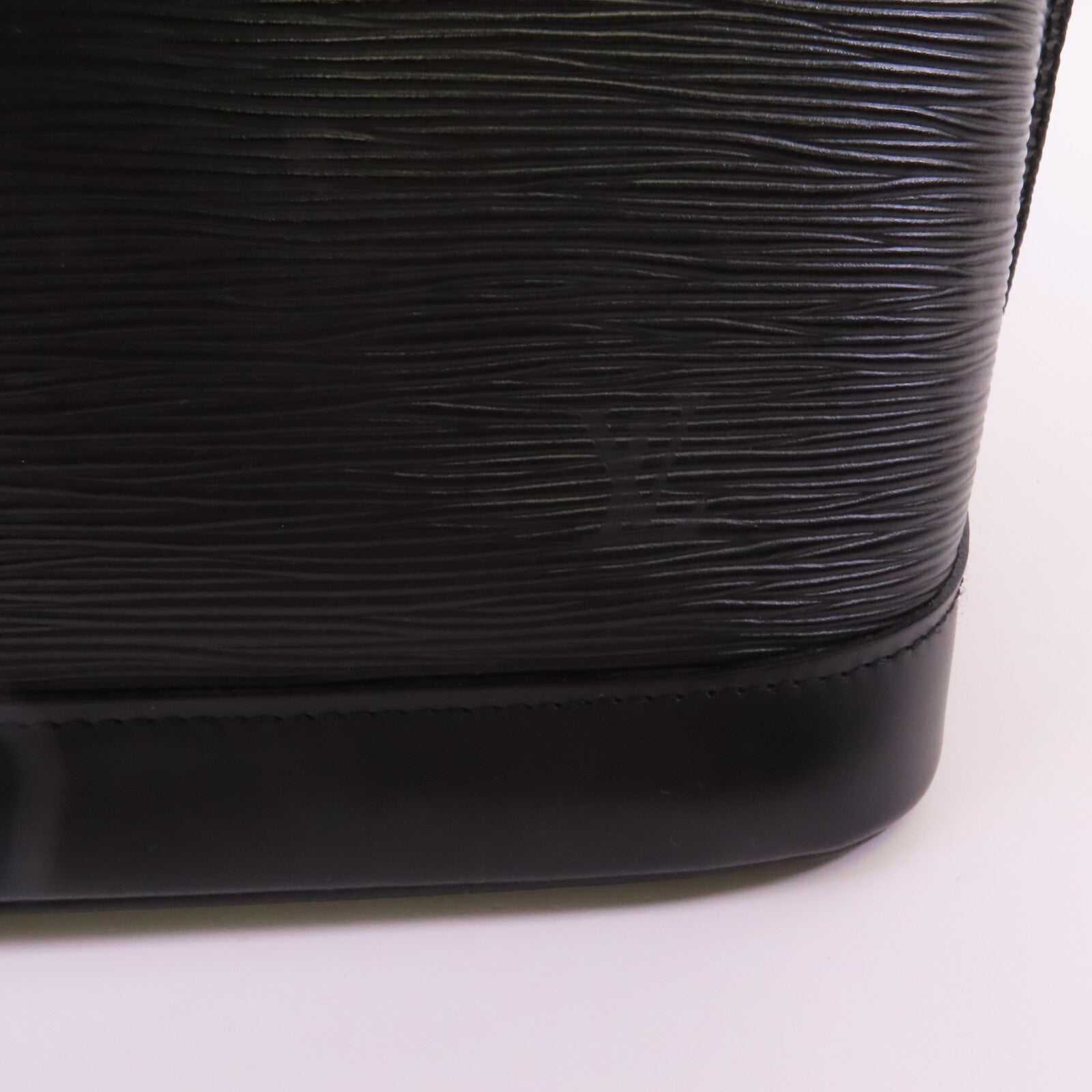 LOUIS VUITTON Epi Alma MM金扣手挽袋