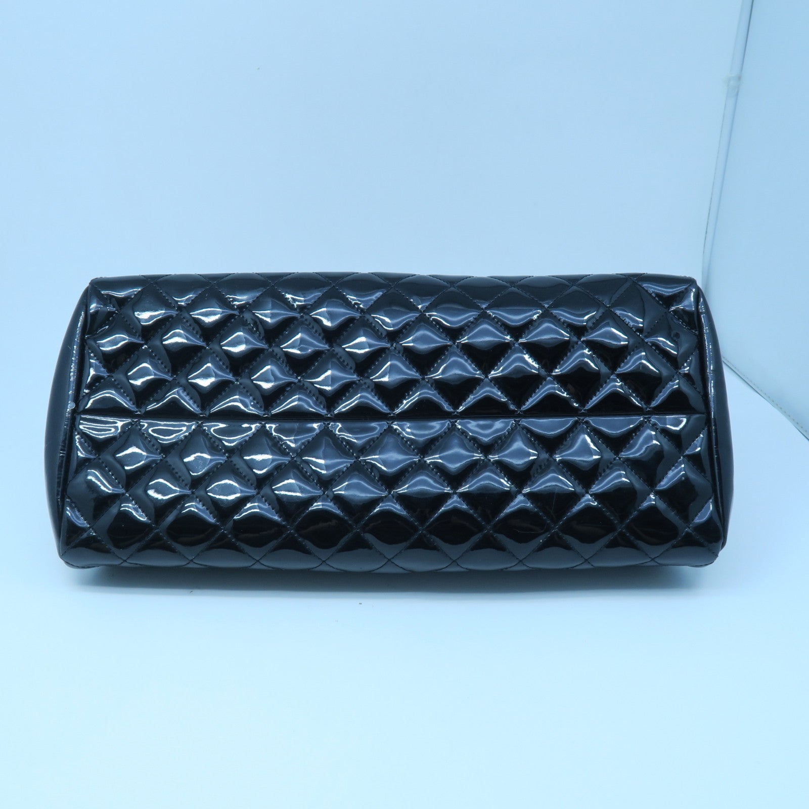 CHANEL diamond patent leather Chain Shoulder silver buckle chain shoulder bag black