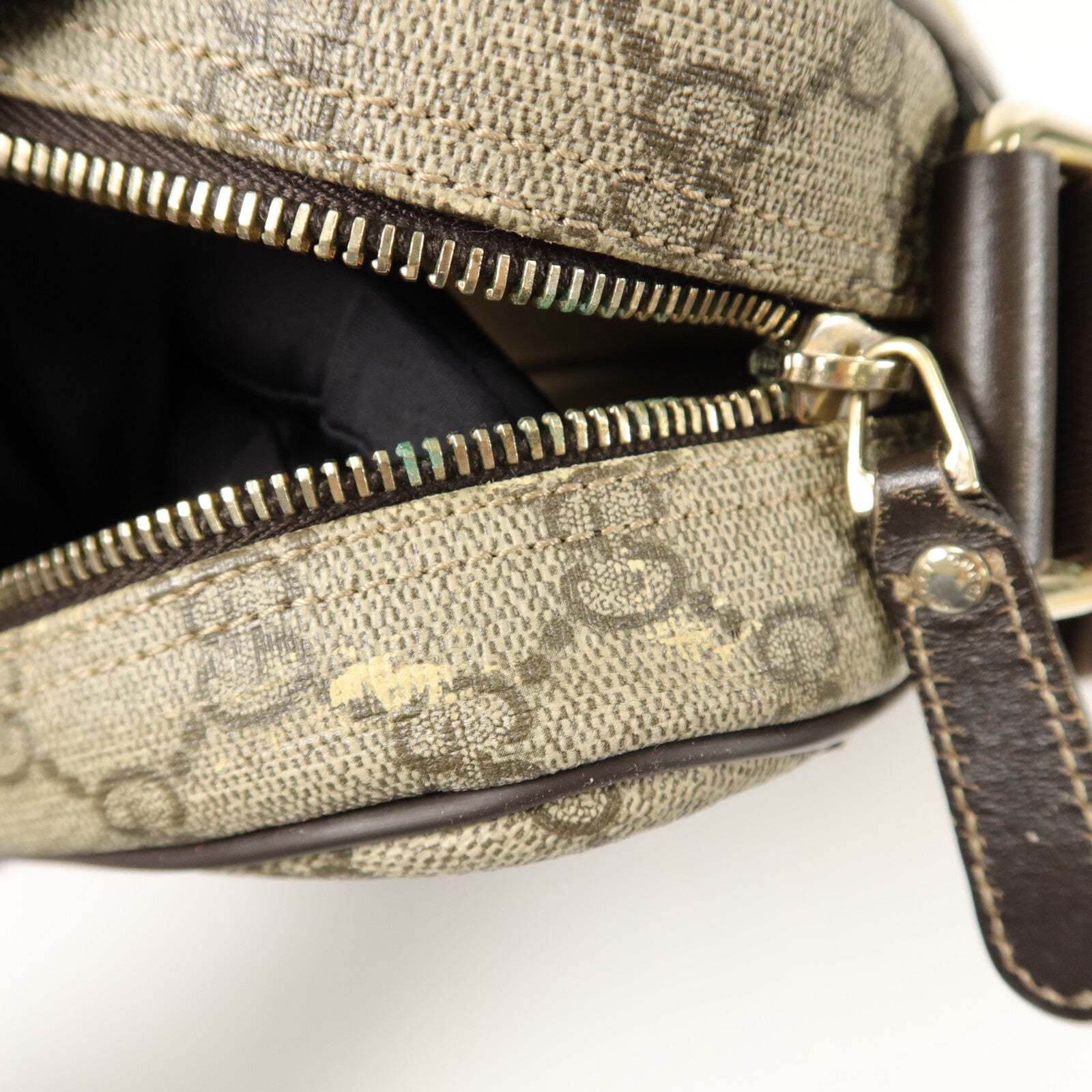GUCCI 塗層帆布Messanger Bag肩背袋