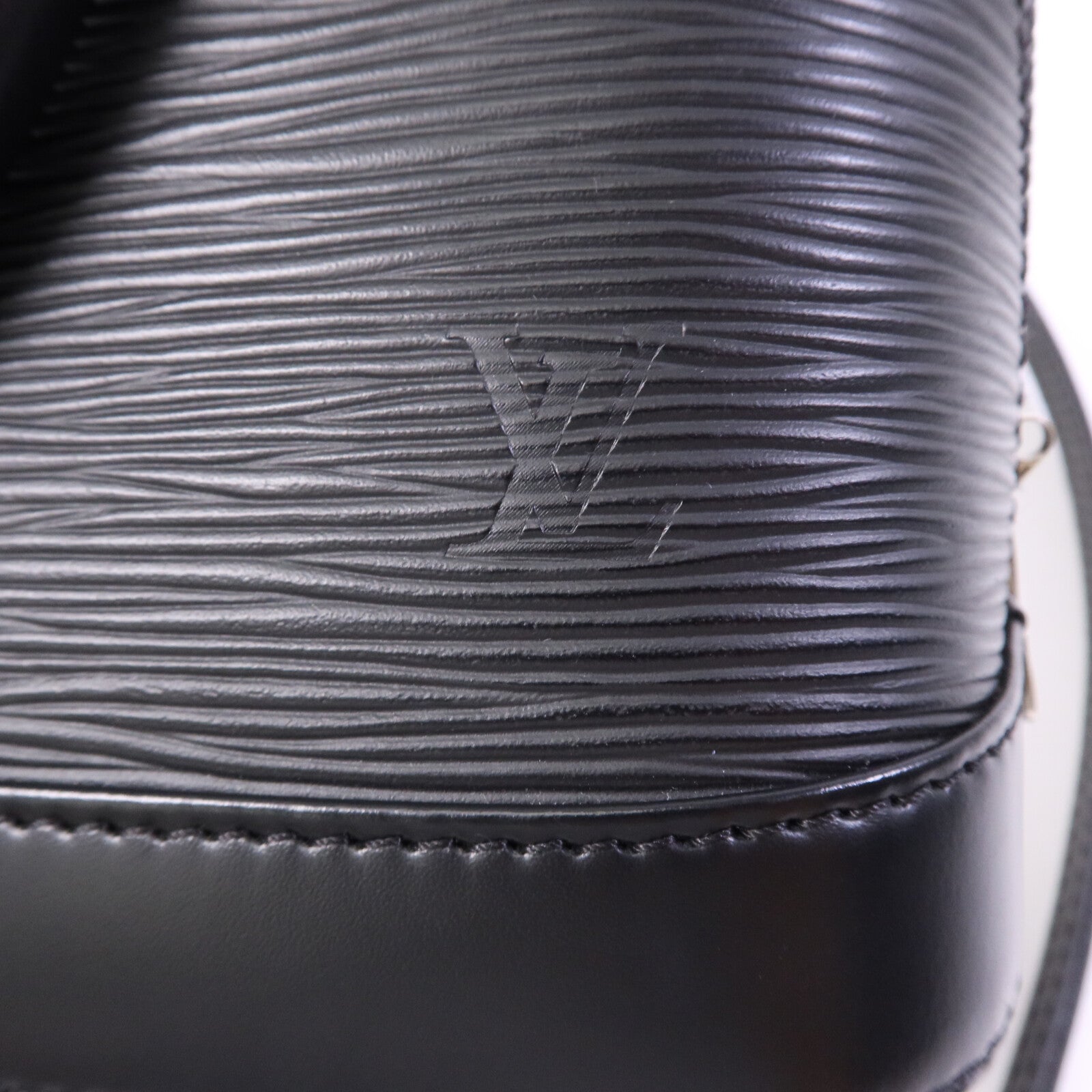 LOUIS VUITTON Epi Alma BB銀扣手挽肩背兩用袋