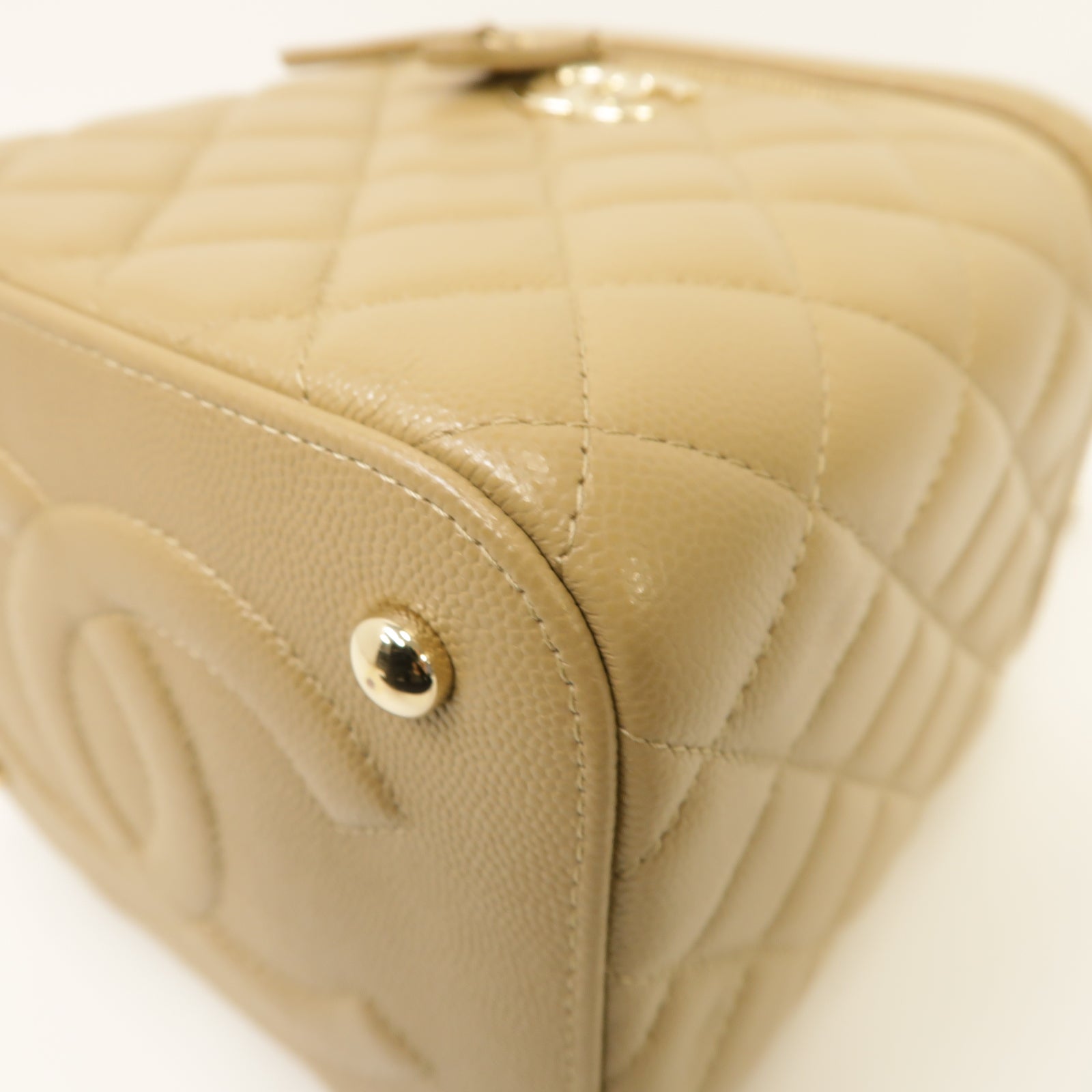 CHANEL 【激減優惠】菱格Caviar皮革Vanity Case With Chain金扣手挽肩背兩用袋米色