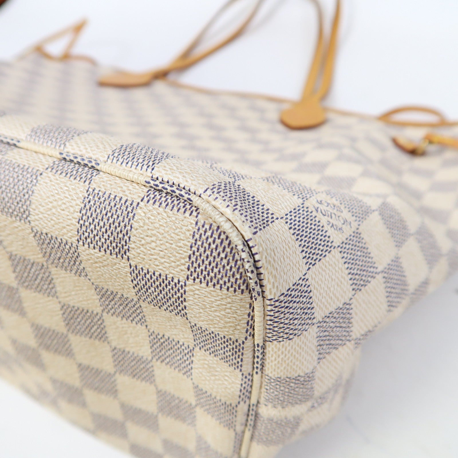 LOUIS VUITTON 【激減優惠】Damier Azur Neverfull MM金扣手挽袋白色