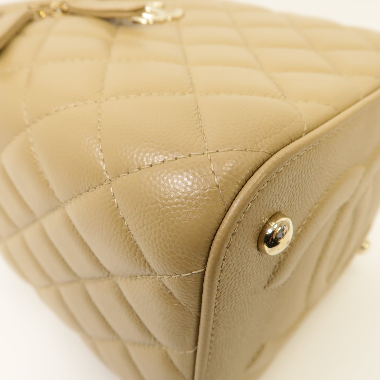 CHANEL 【激減優惠】菱格Caviar皮革Vanity Case With Chain金扣手挽肩背兩用袋米色