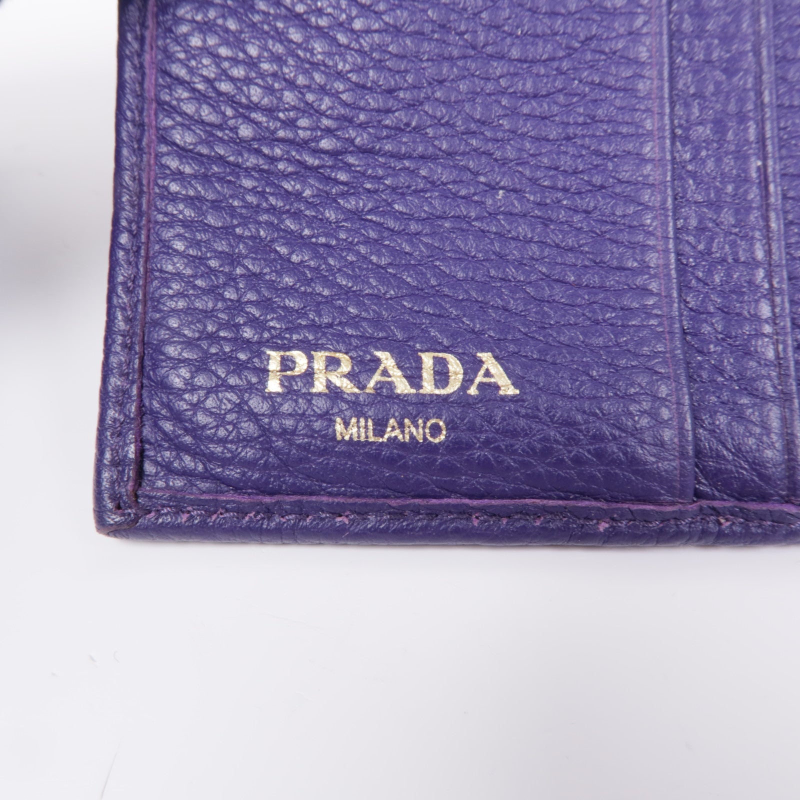 PRADA 牛皮皮革Wallet金扣錢包