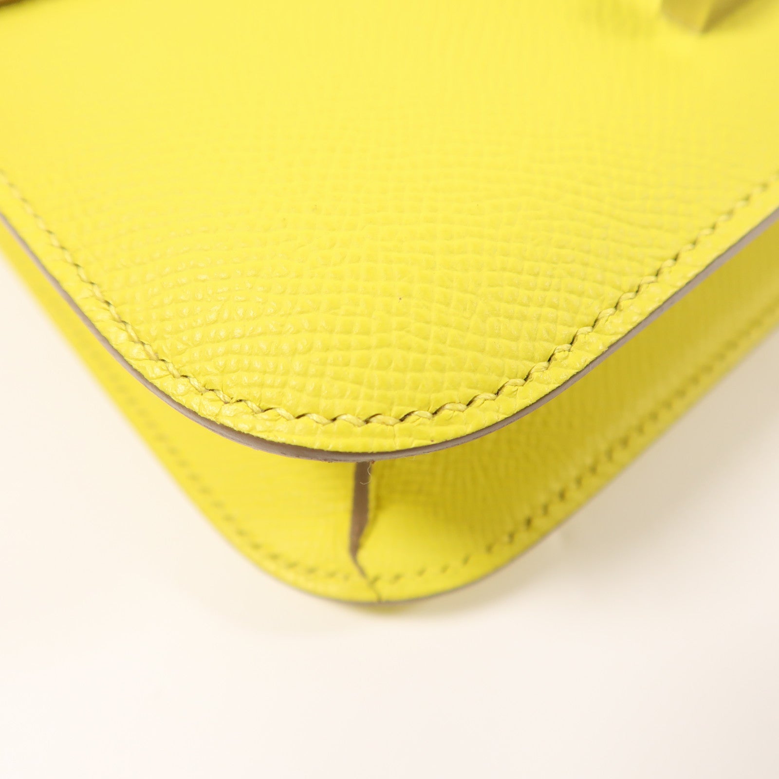 HERMES Epsom皮革Constance 24銀扣肩背袋