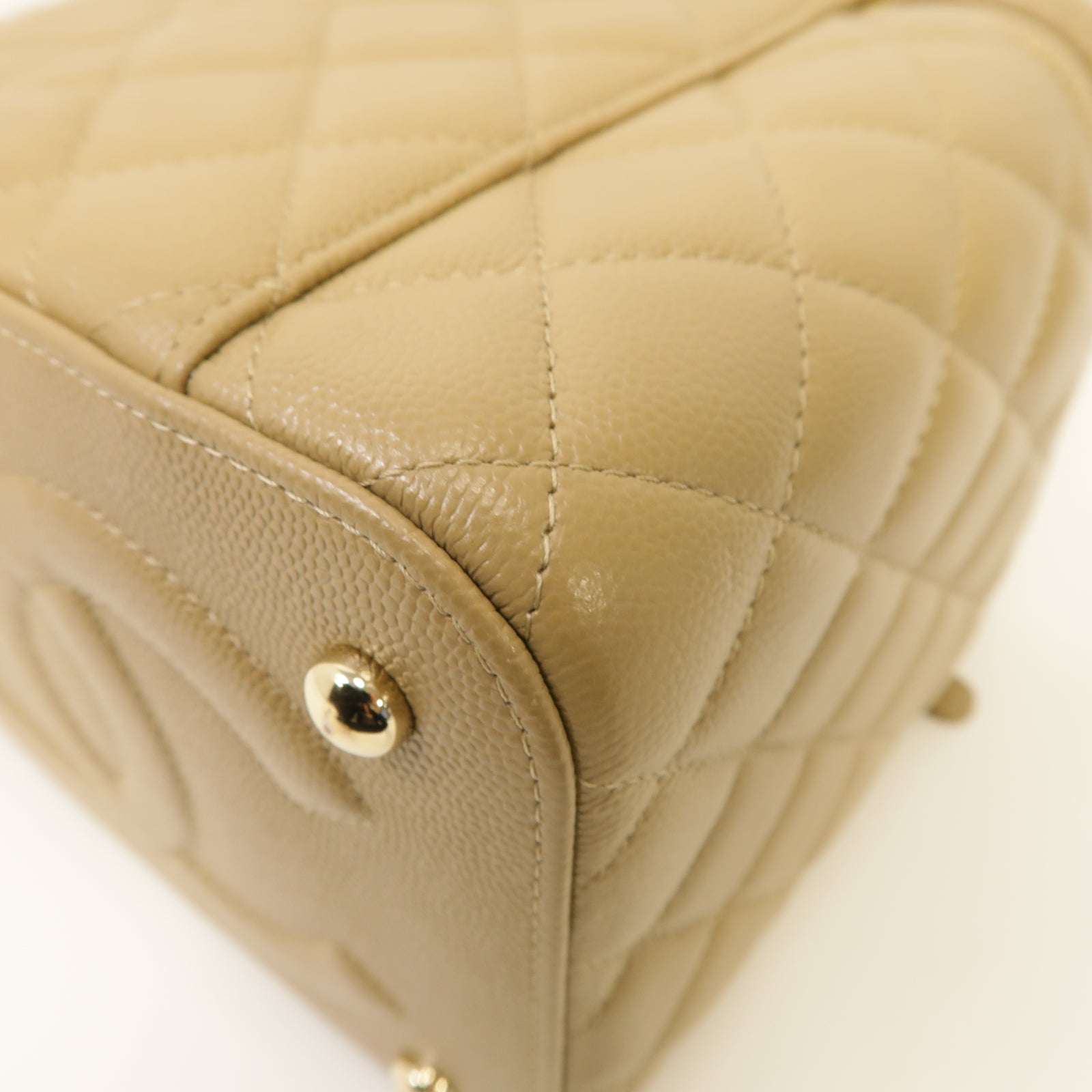 CHANEL 【激減優惠】菱格Caviar皮革Vanity Case With Chain金扣手挽肩背兩用袋米色