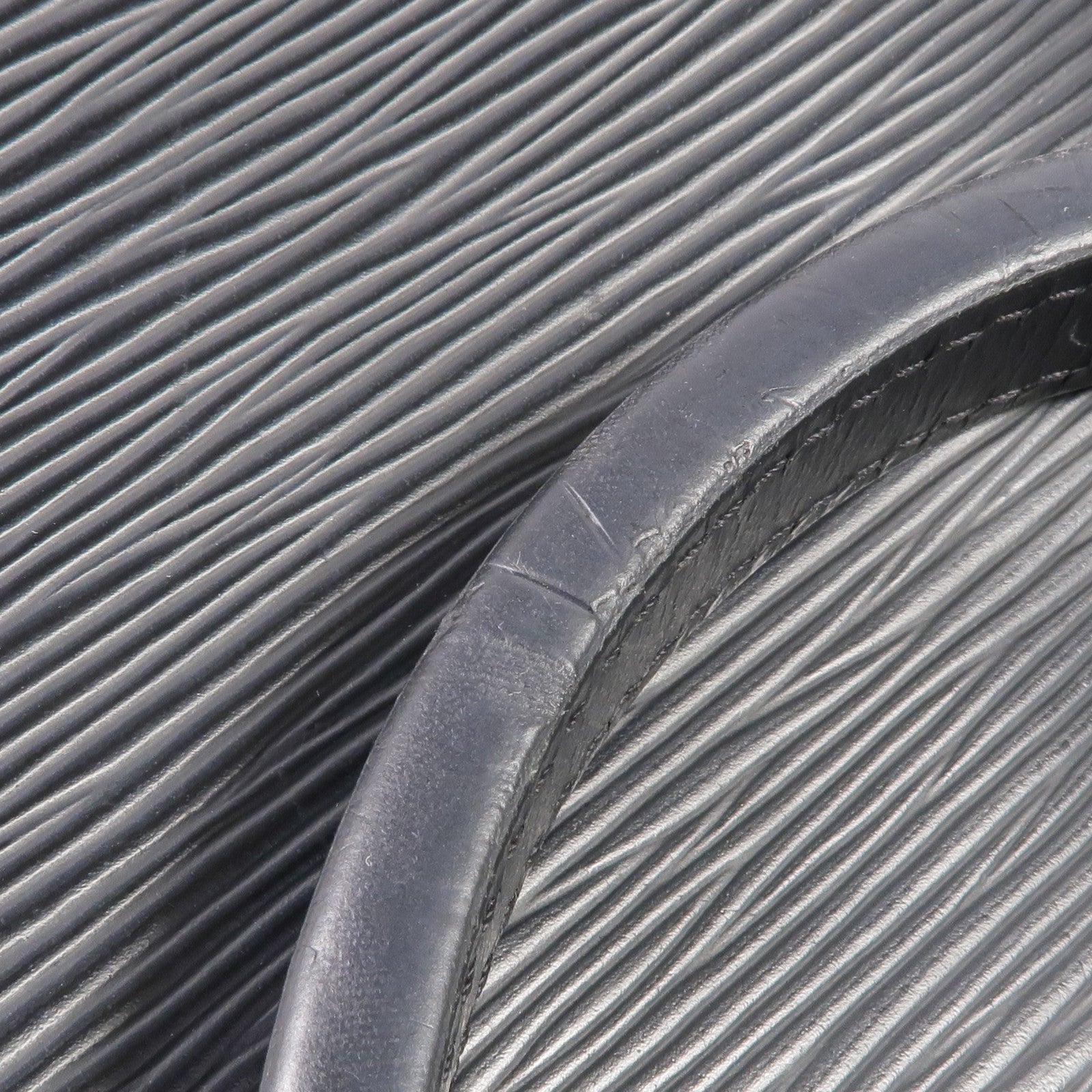 LOUIS VUITTON Epi Cluny MM銀扣手挽肩背兩用袋