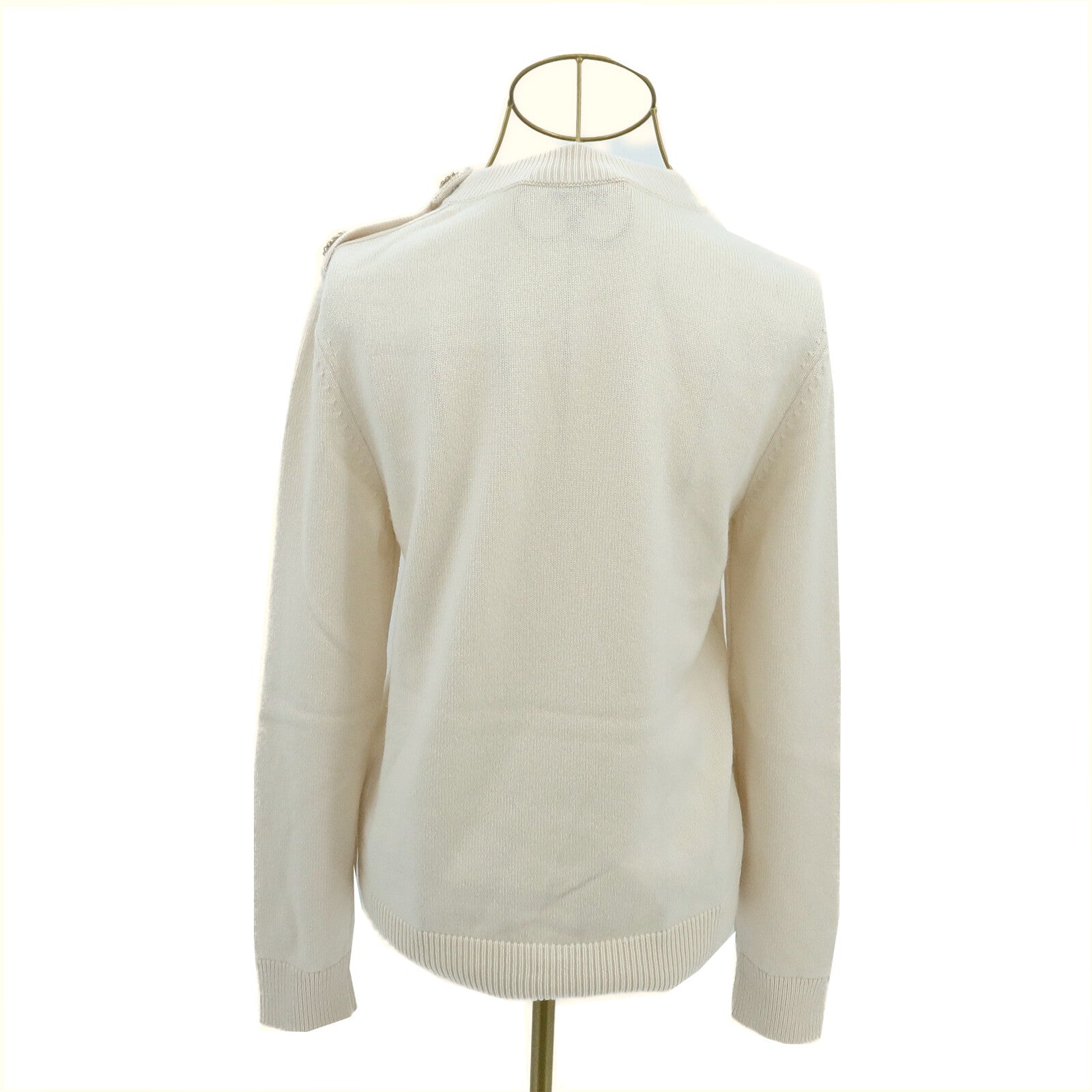 CHANEL Cashmere Buttoned Knit Sweater針織