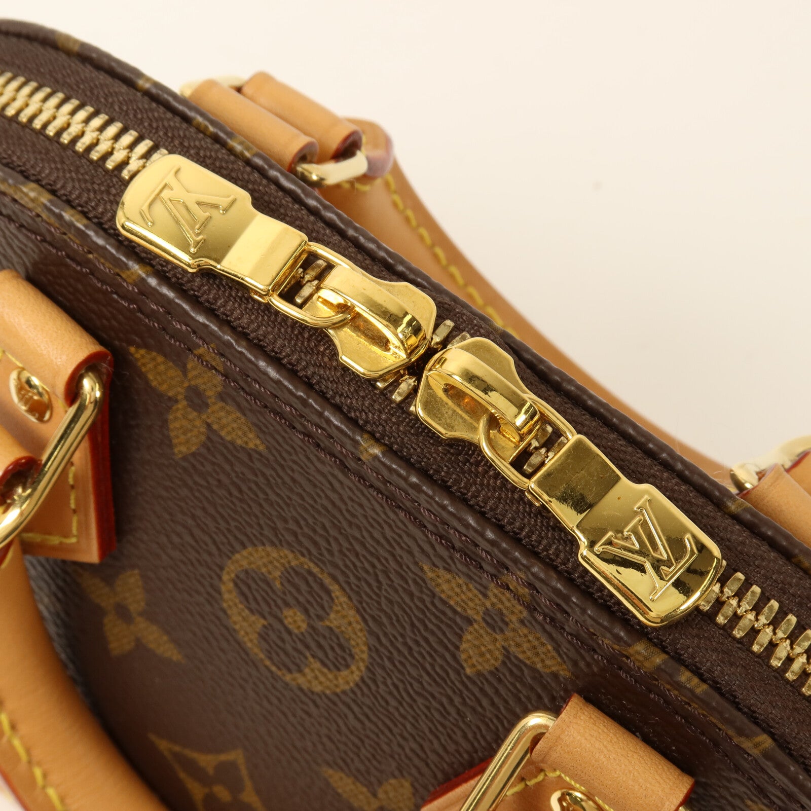 LOUIS VUITTON Monogram Nano Alma手挽肩背兩用袋