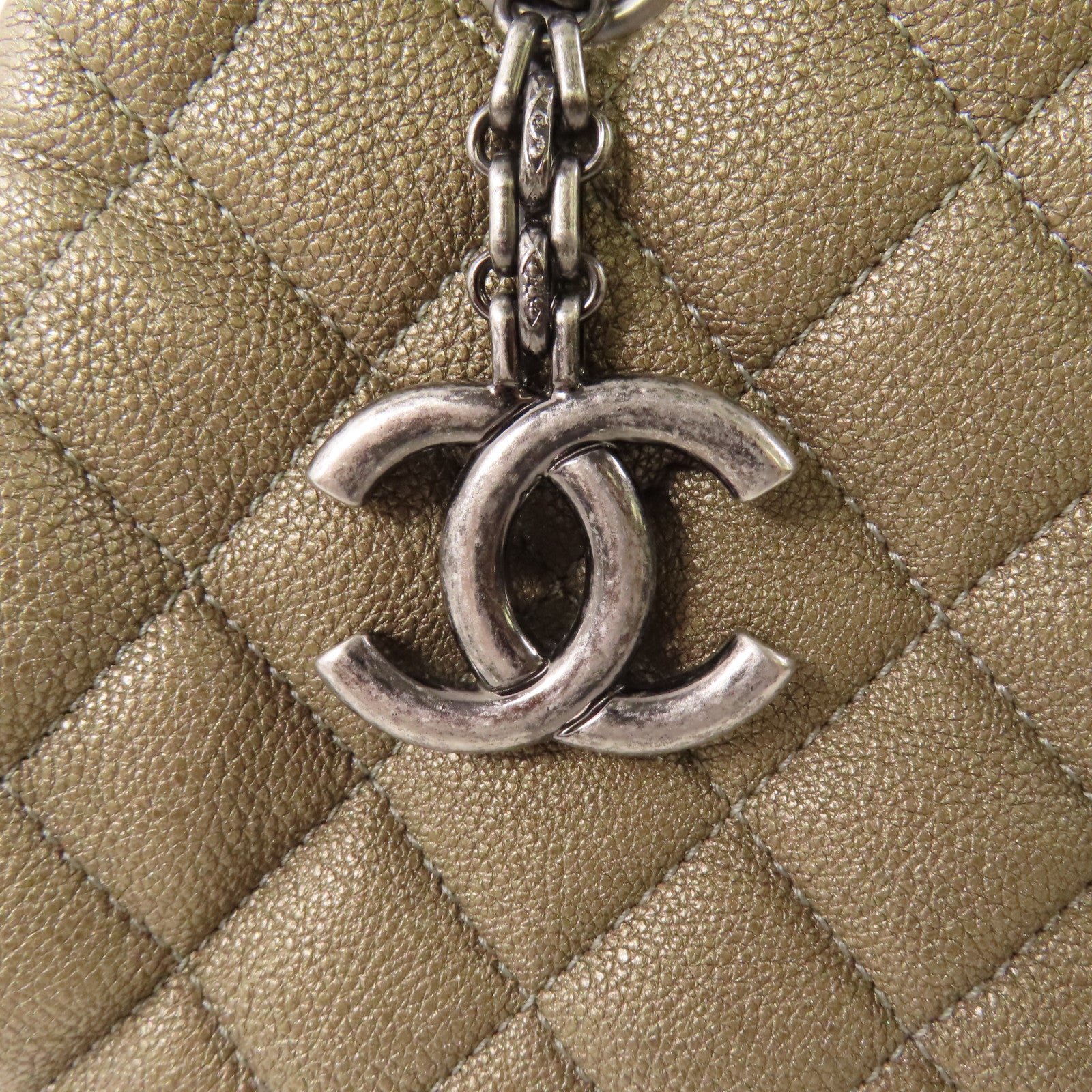 CHANEL 牛皮皮革Chain Shoulder銀扣鏈帶肩背袋