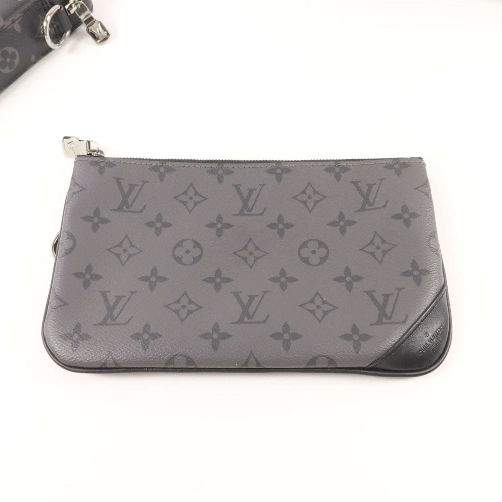 LOUIS VUITTON Monogram Eclipse Reverse Trio Messenger肩背袋