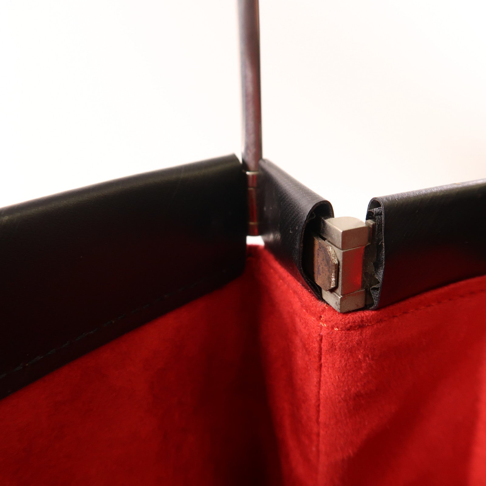 CARTIER 牛皮皮革Handbag手挽袋