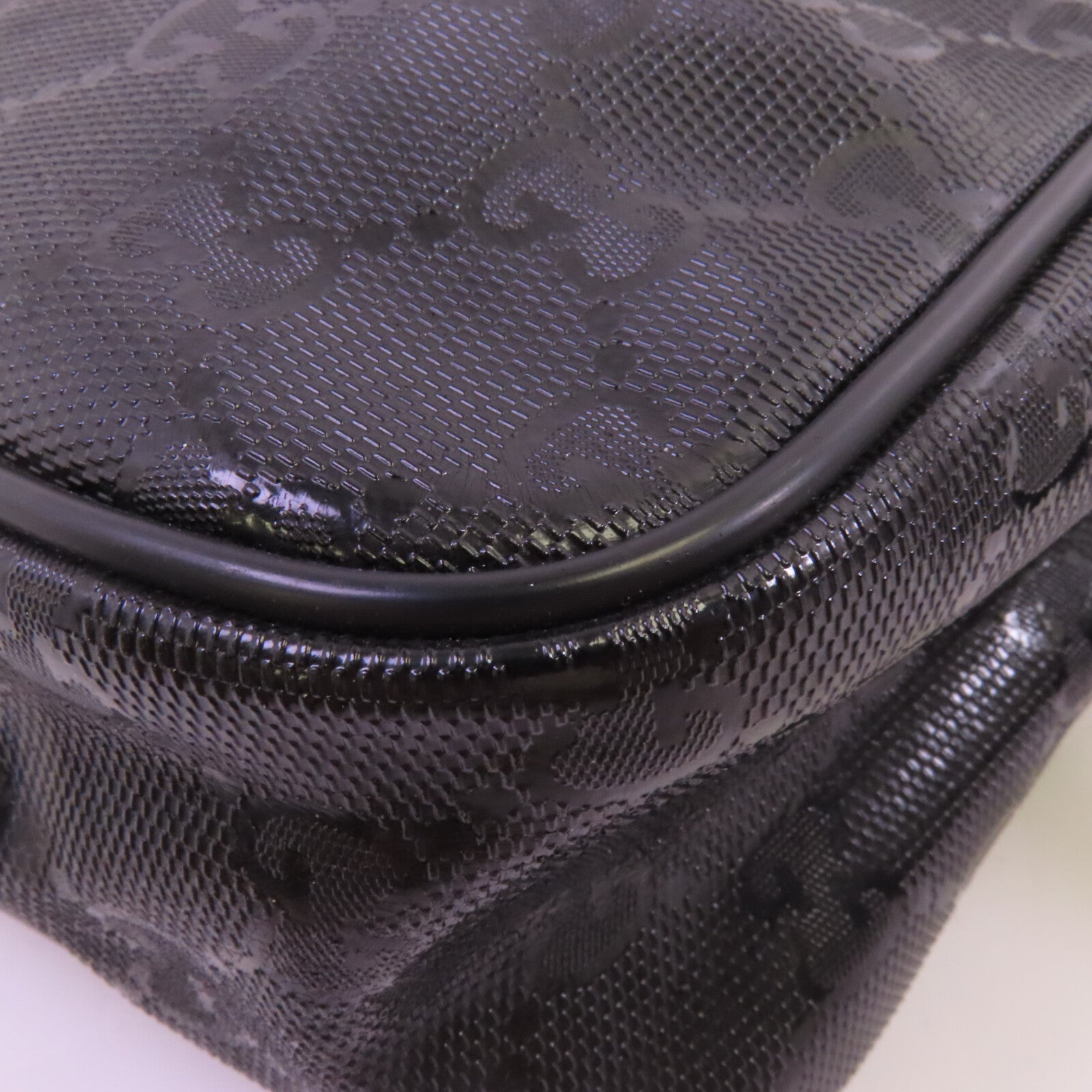 GUCCI 塗層帆布Shoulder Bag銀扣肩背袋