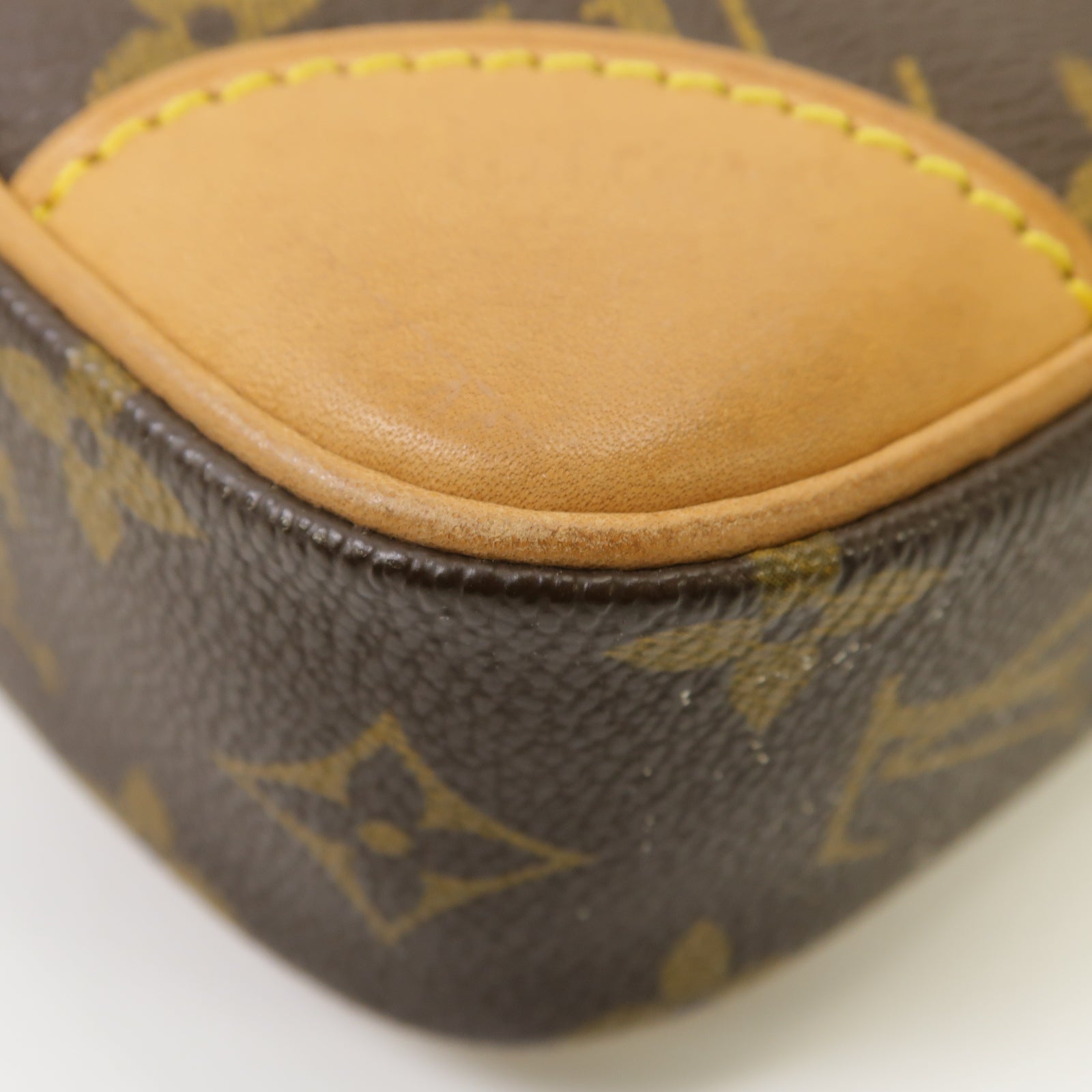 LOUIS VUITTON 【激減優惠】Monogram Danube金扣肩背袋棕色