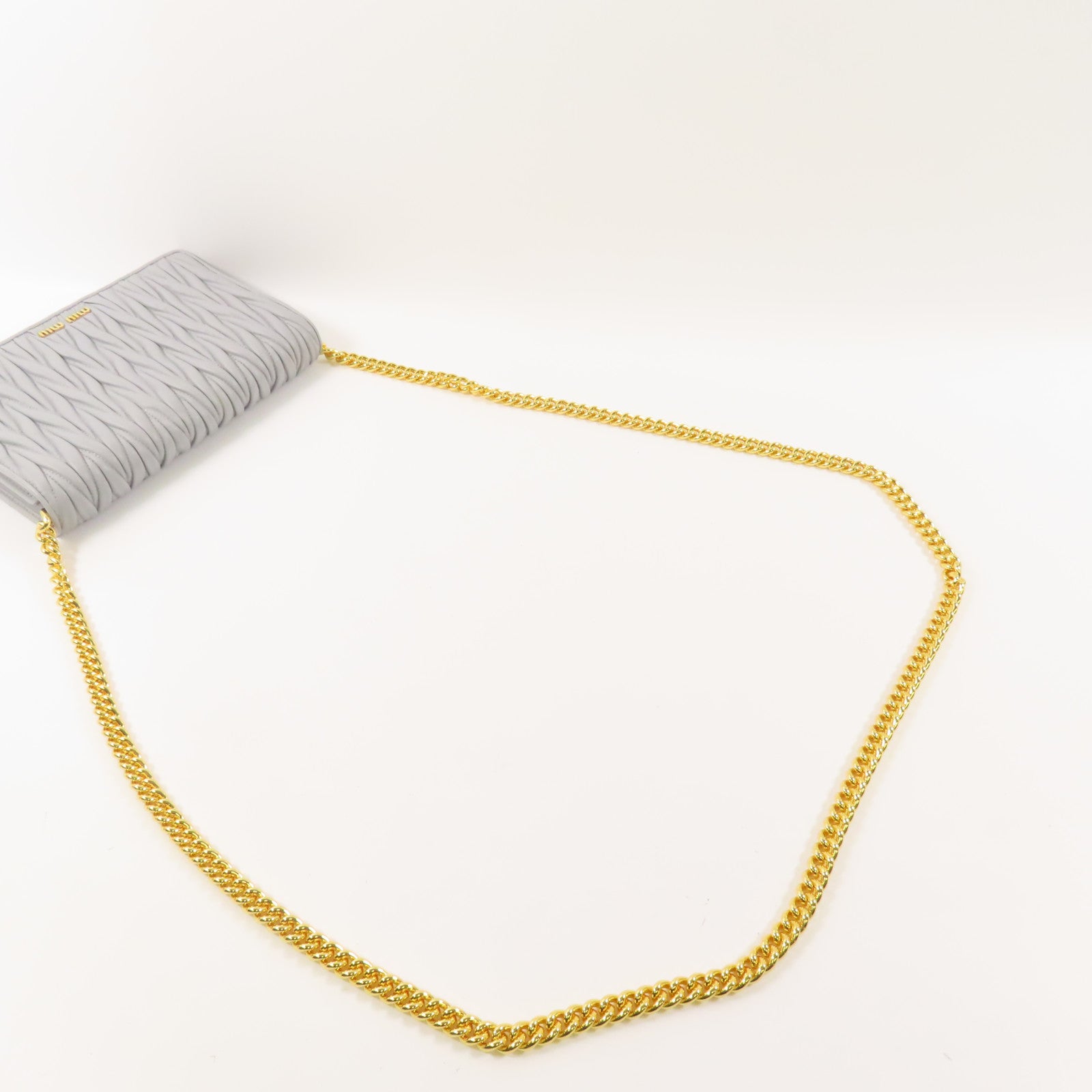 Miu Miu 羊皮皮革Shoulder Bag金扣鏈帶肩背袋灰色