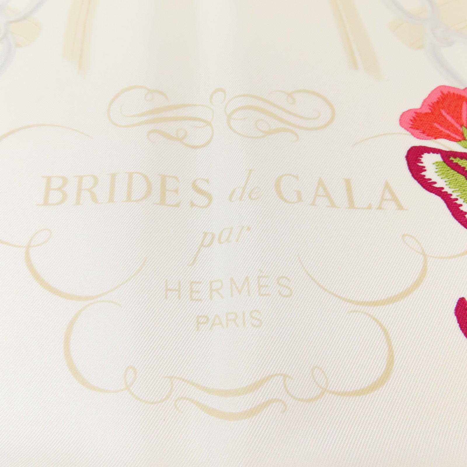 HERMES 【激減優惠】絲質Scarf絲巾米色/粉紅色/紅色/綠色