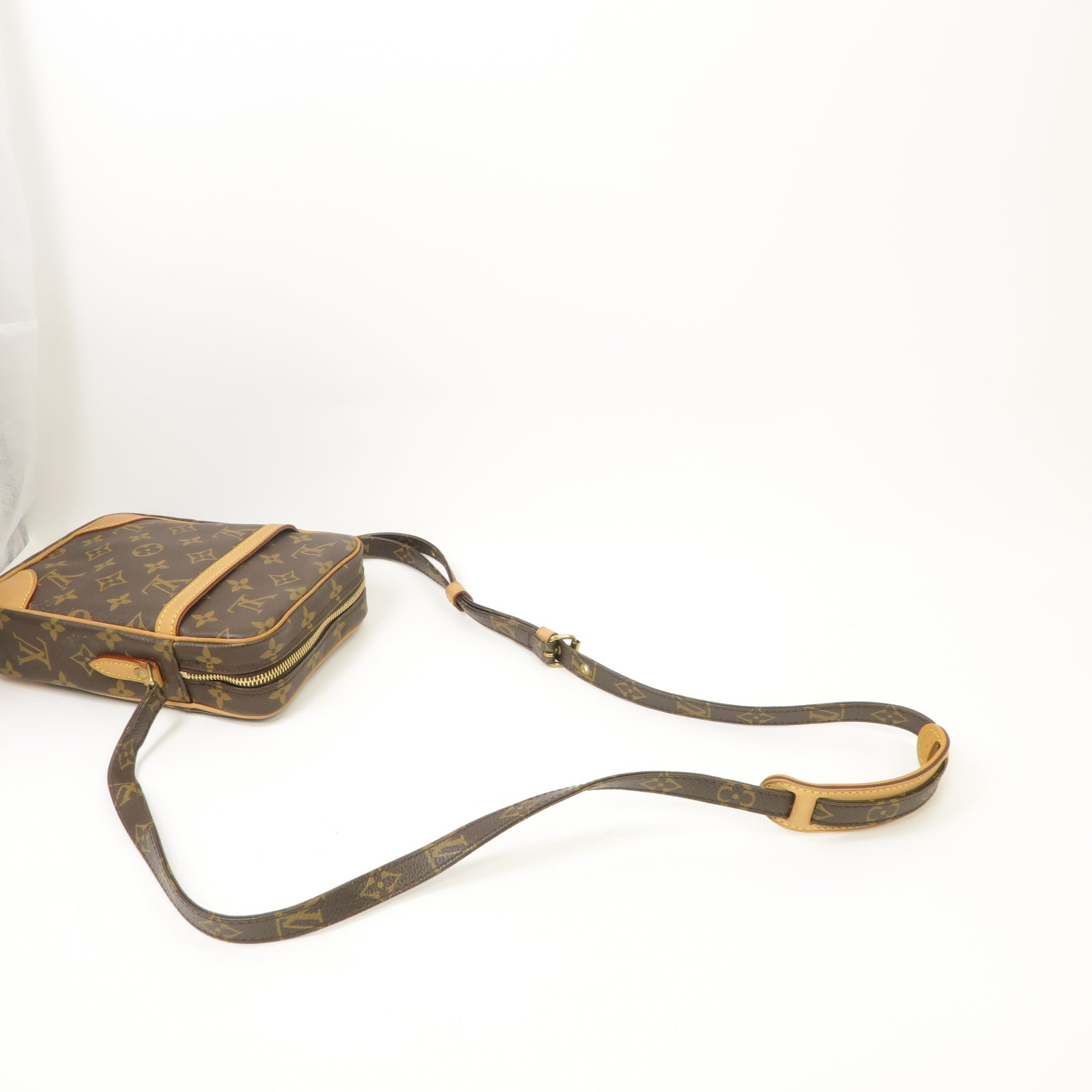 LOUIS VUITTON 【激減優惠】Monogram Danube金扣肩背袋棕色