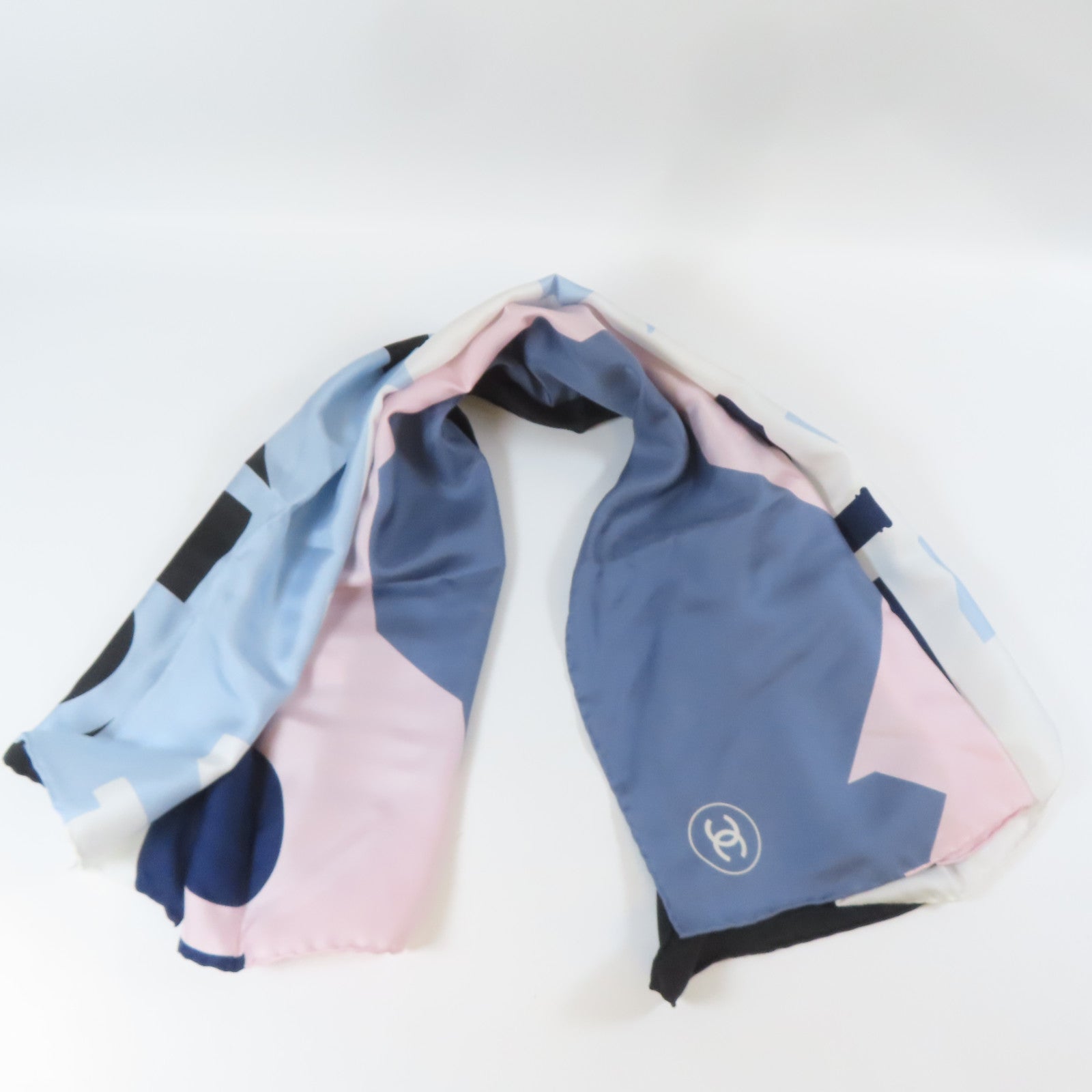 CHANEL 絲質Scarf 90x90cm絲巾藍色/白色/黑色