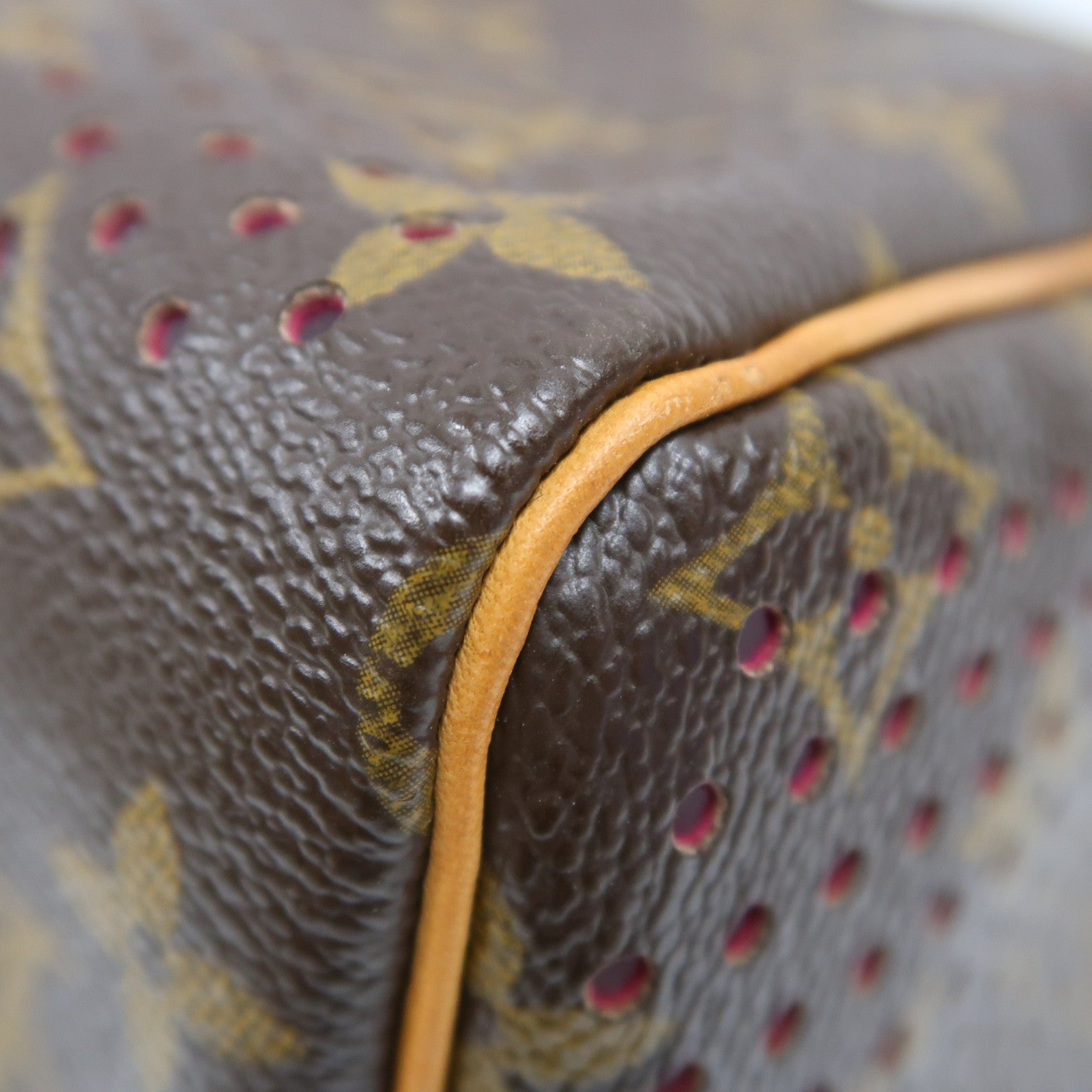 LOUIS VUITTON 【激減優惠】Monogram Perfo Speedy 30金扣手挽袋啡色