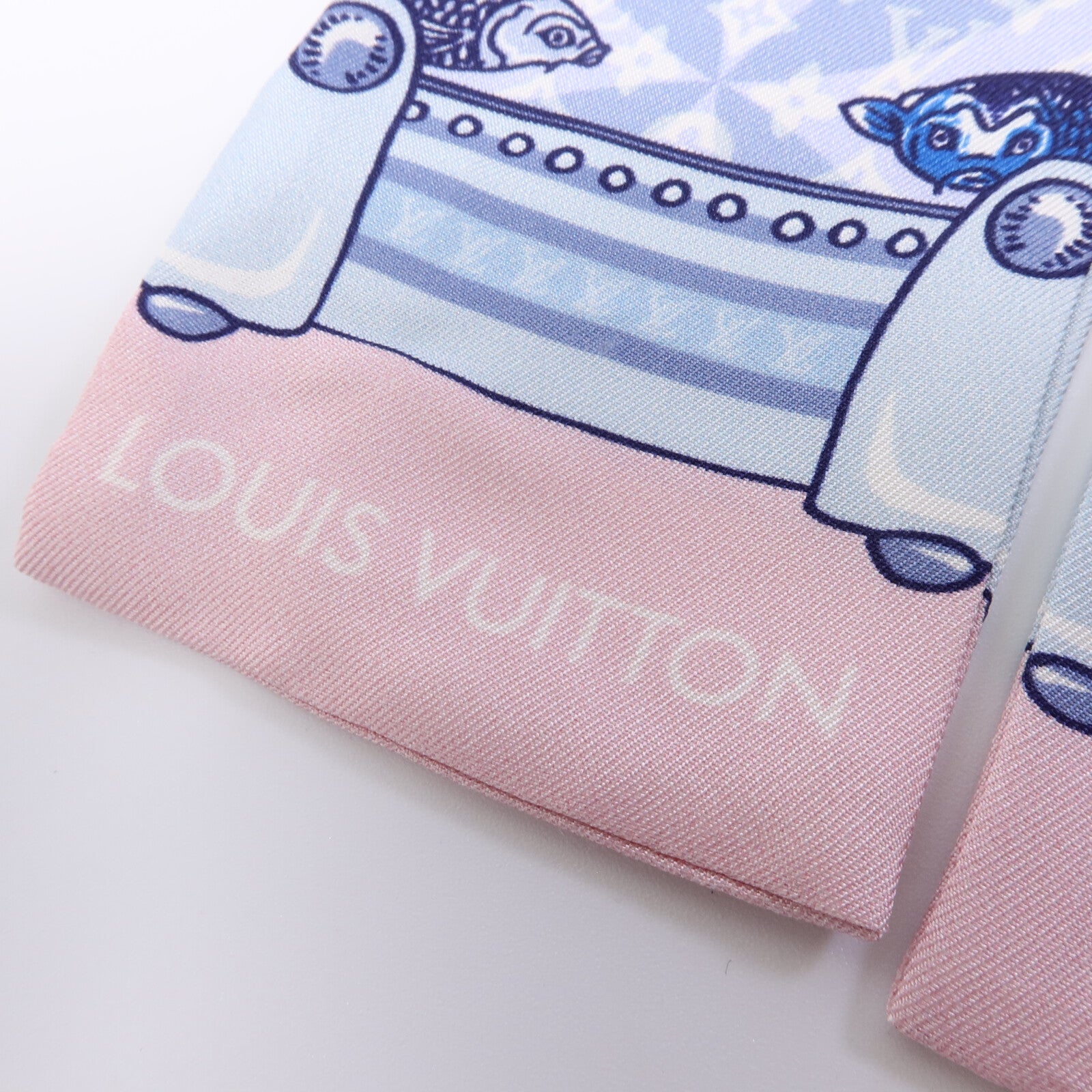 LOUIS VUITTON 絲質Scarf絲巾