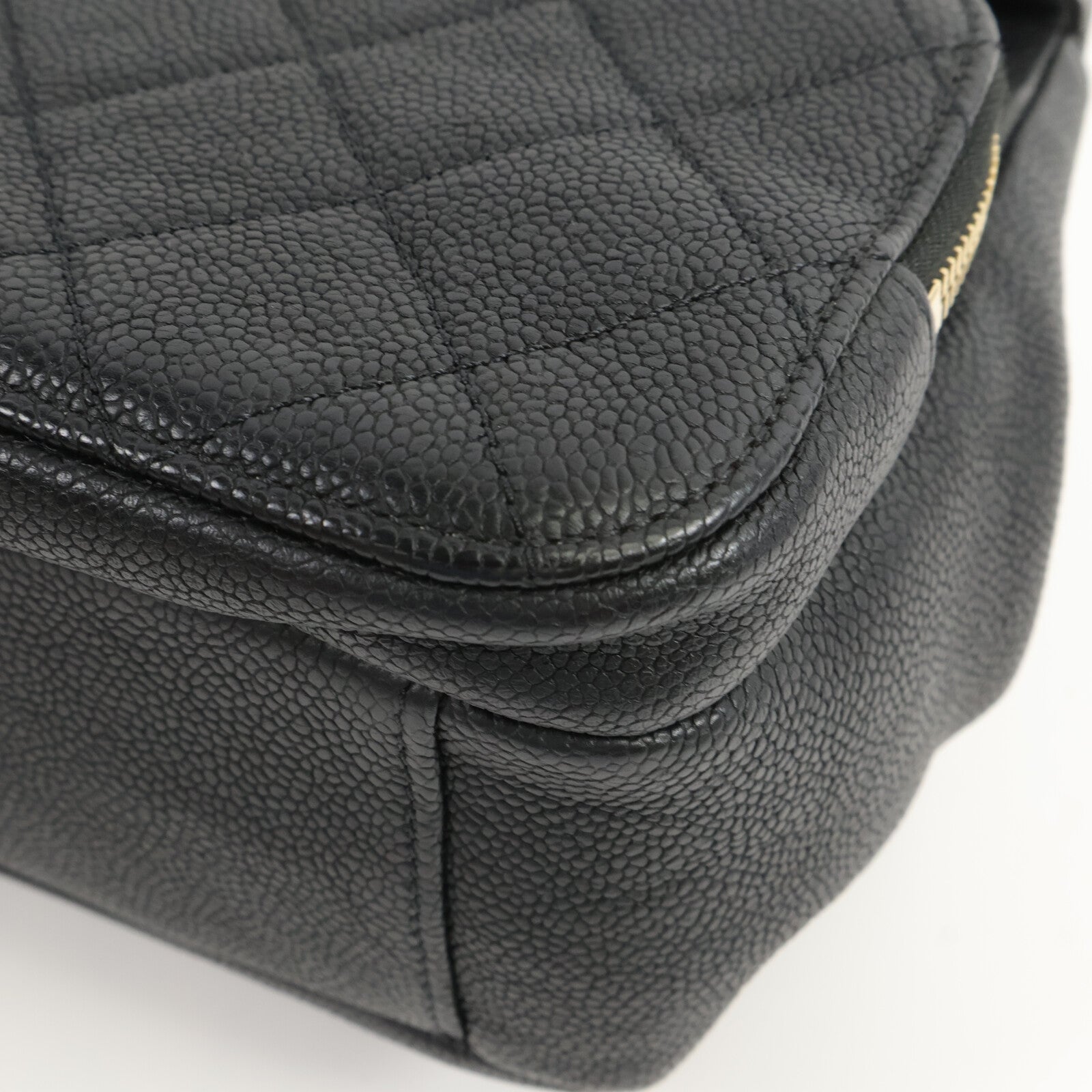 CHANEL 牛皮皮革Chic Trip Flap Bag鏈帶肩背袋