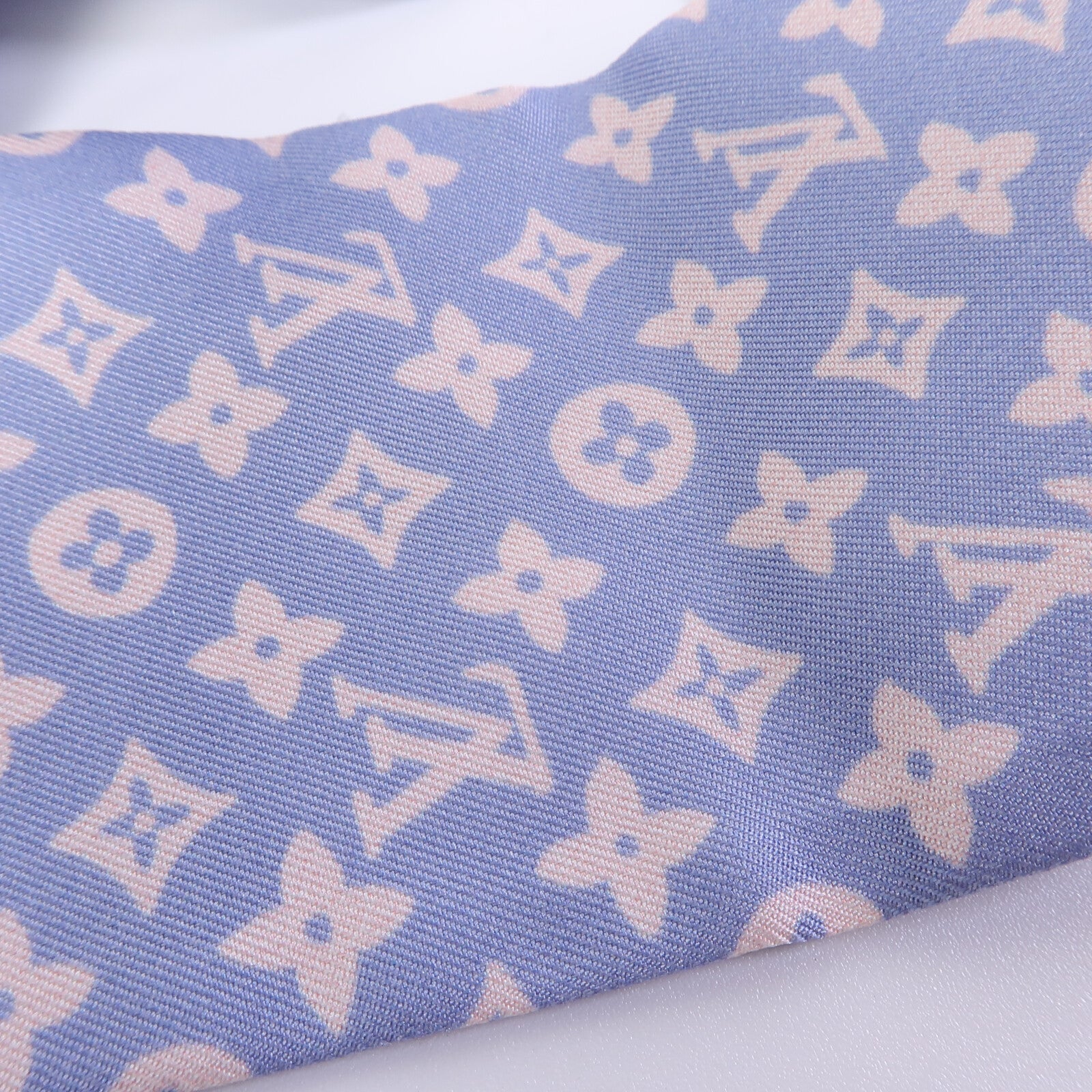 LOUIS VUITTON 絲質Scarf絲巾