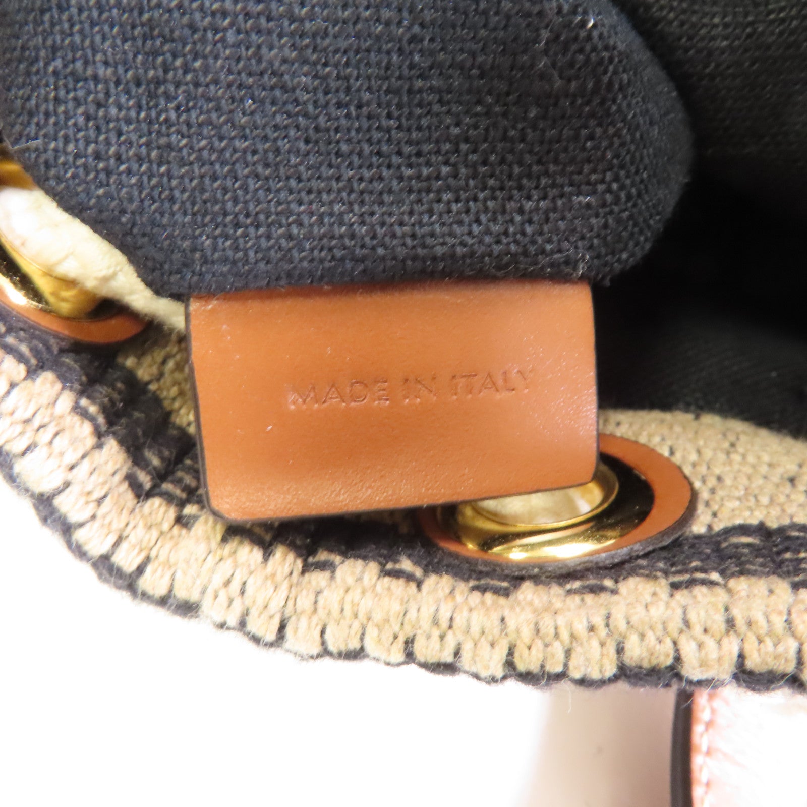 CELINE 帆布Teen Drawstring金扣手挽袋啡色