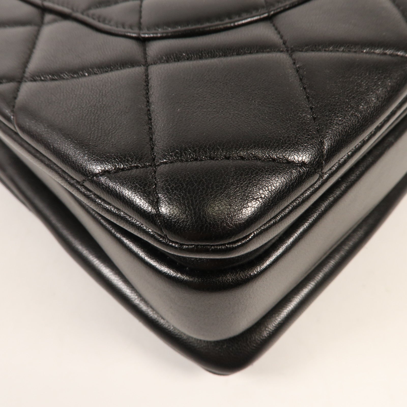 CHANEL 羊皮皮革Trendy CC Small金扣鏈帶手挽肩背兩用袋