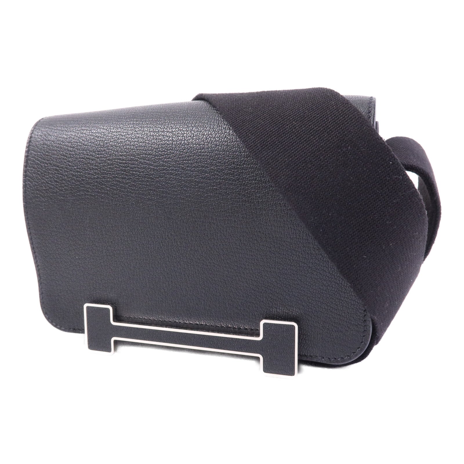 HERMES Chevre皮革Geta銀扣肩背袋Noir