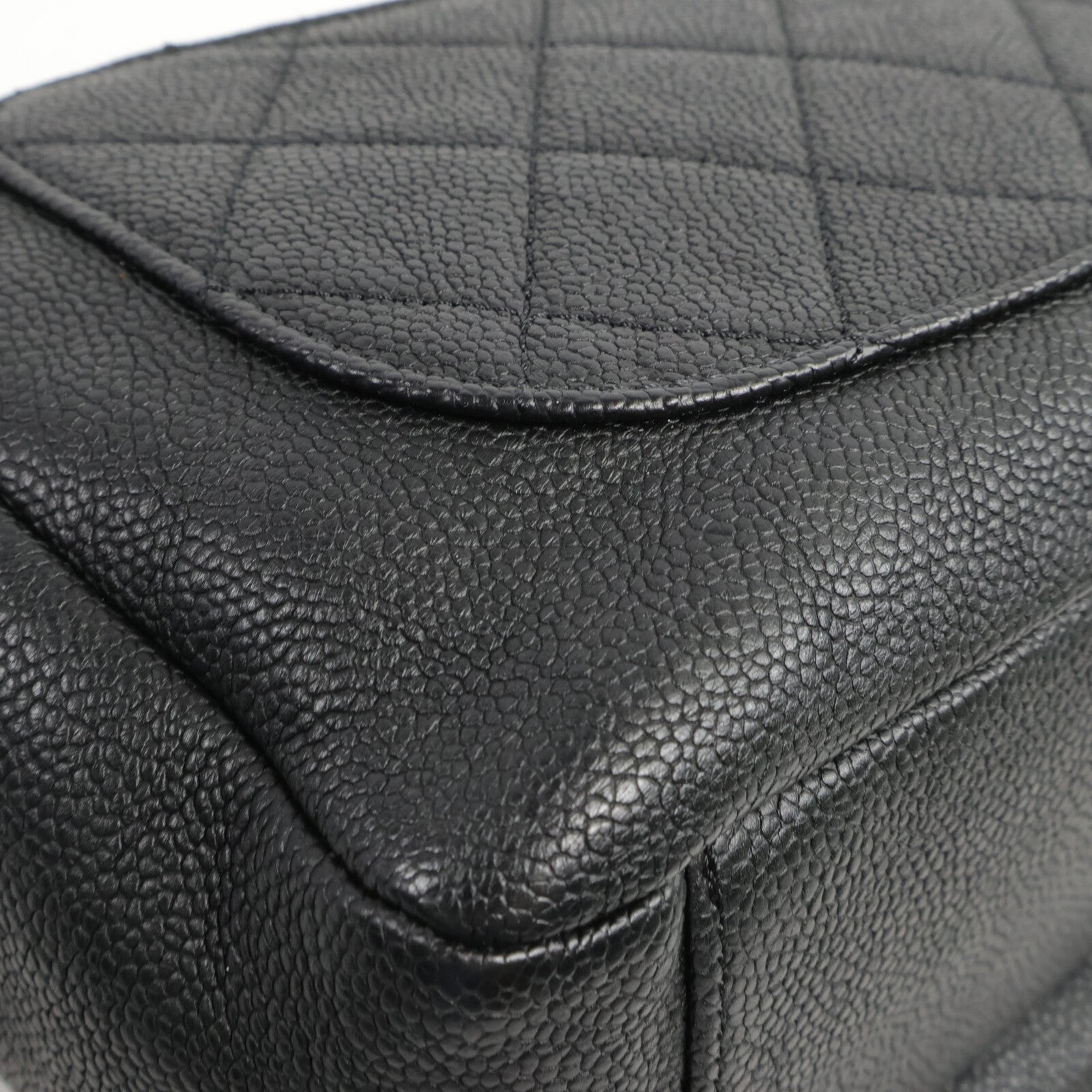 CHANEL 牛皮皮革Chic Trip Flap Bag鏈帶肩背袋