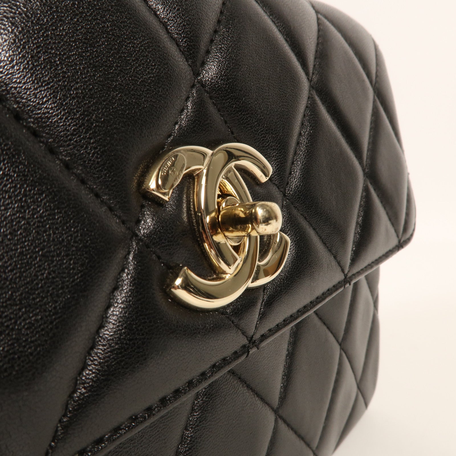 CHANEL 羊皮皮革Trendy CC Small金扣鏈帶手挽肩背兩用袋