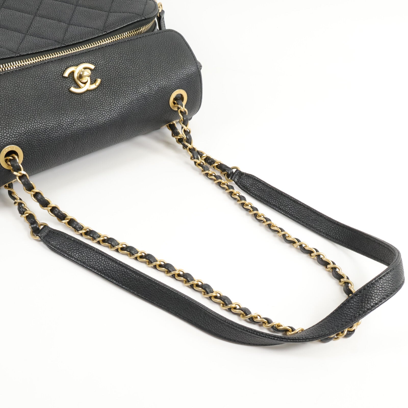 CHANEL 牛皮皮革Chic Trip Flap Bag鏈帶肩背袋