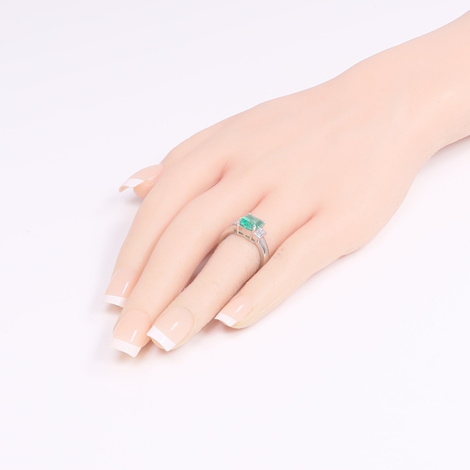 JEWELRY PT900鉑金Emerald Diamond Ring綠寶石/鑽石戒指US#5.75