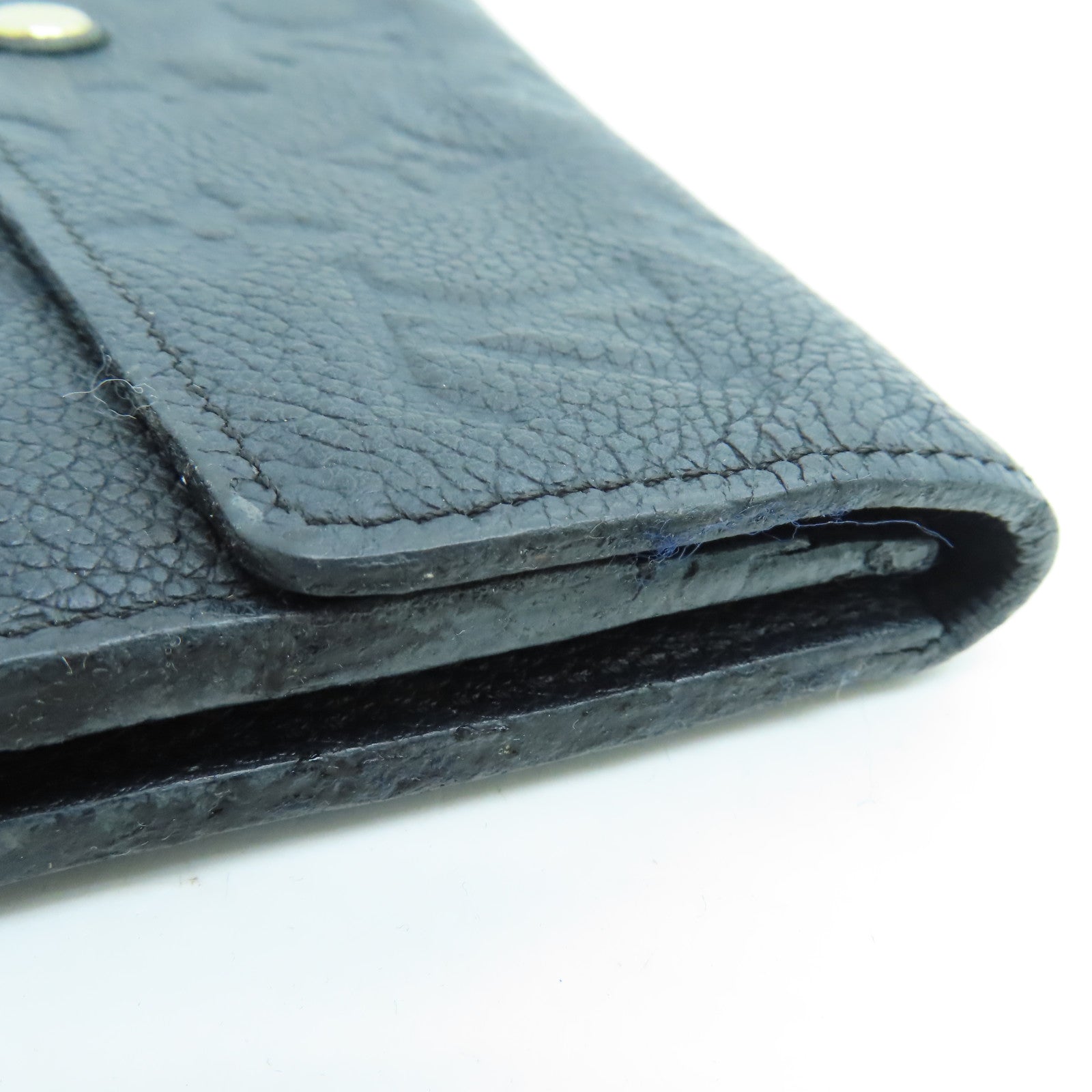 LOUIS VUITTON Monogram Empreinte Sarah长钱包金扣黑色