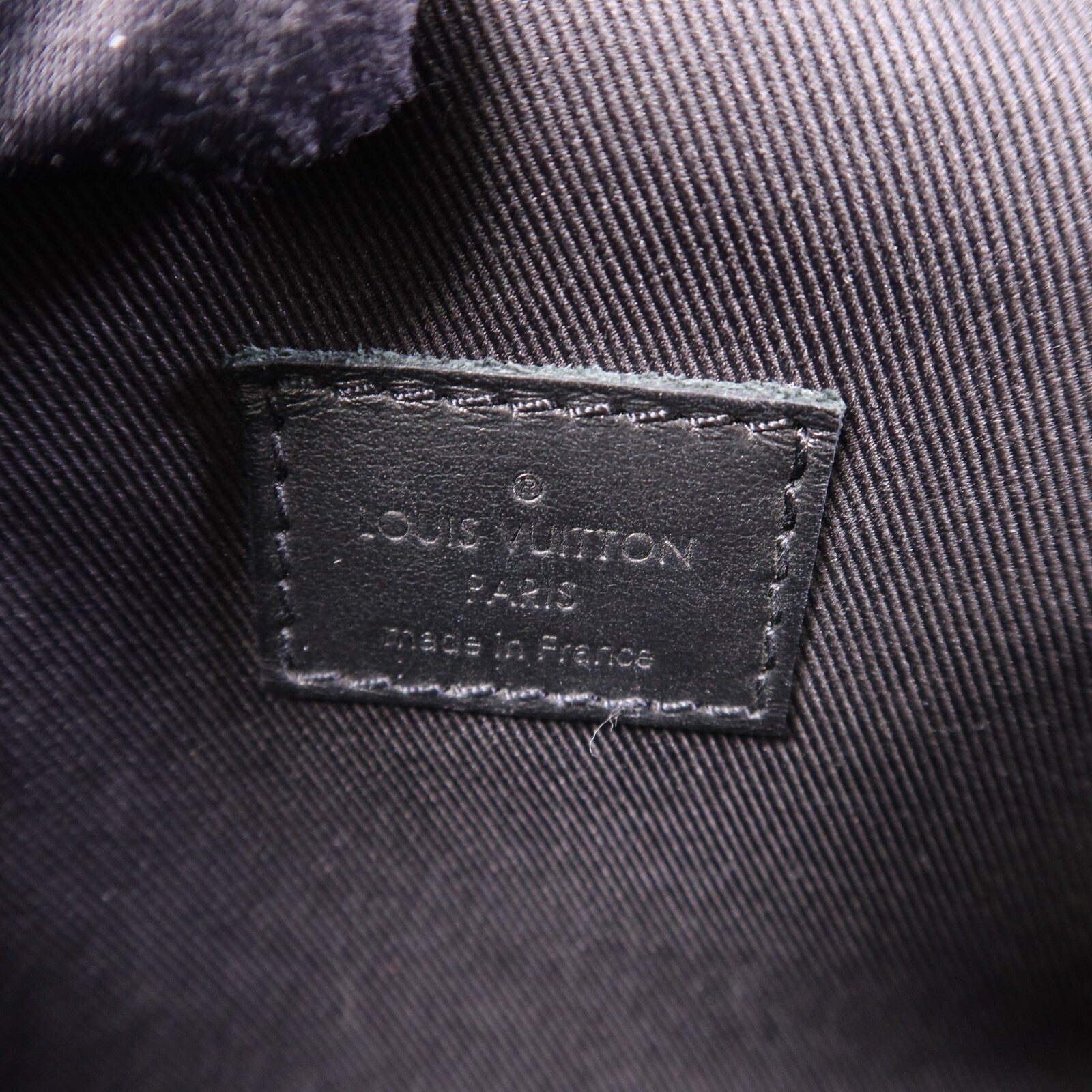 LOUIS VUITTON Monogram Eclipse Steamer Wearable Wallet肩背袋