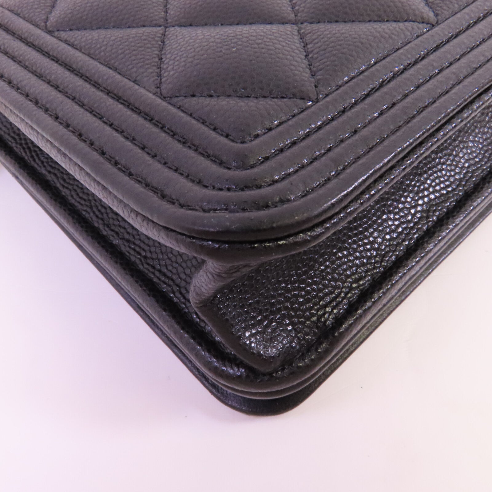 CHANEL 牛皮皮革Boy WOC Wallet On Chain金扣鏈帶肩背袋