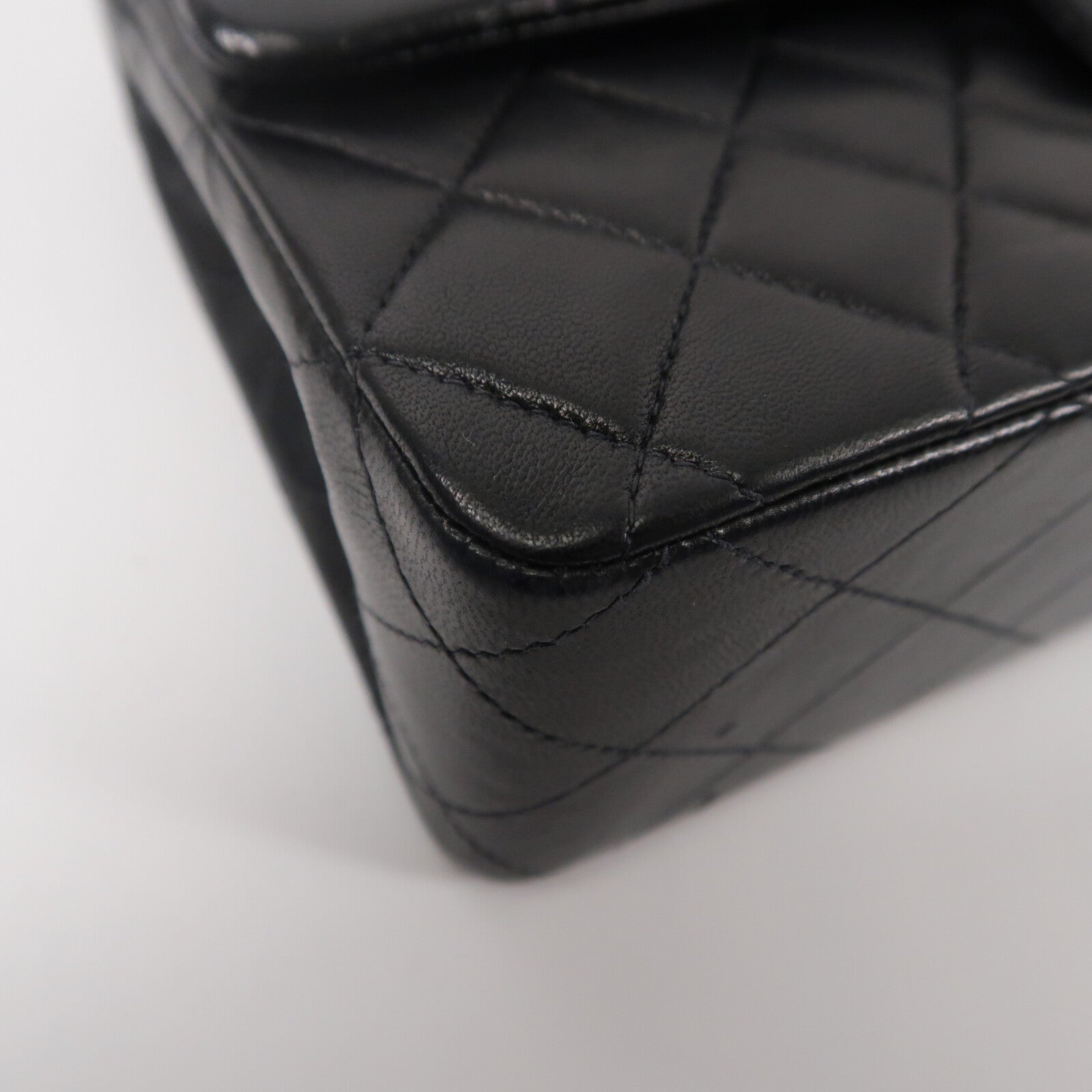 CHANEL 羊皮皮革Vintage Classic Flap鏈帶肩背袋
