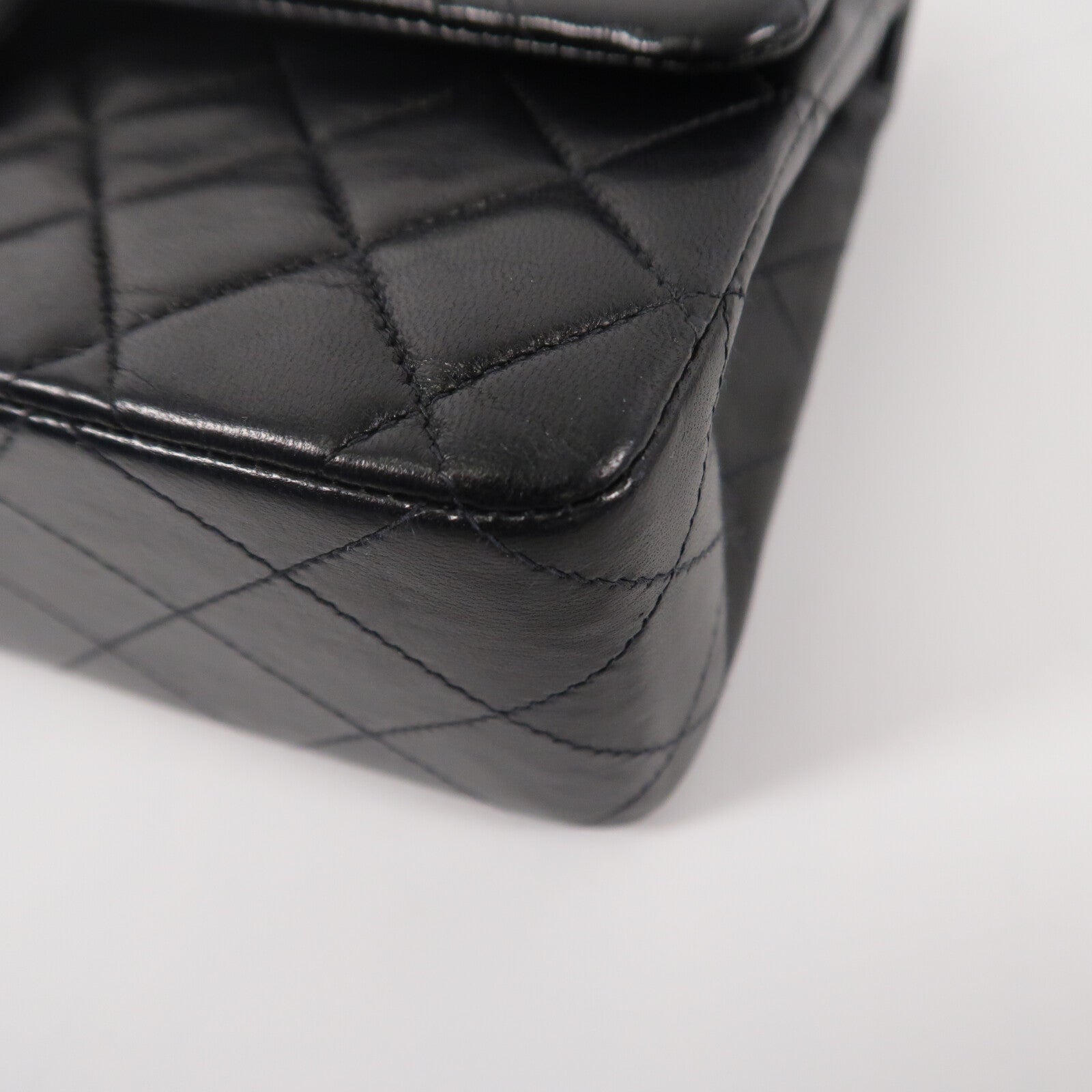 CHANEL 羊皮皮革Vintage Classic Flap鏈帶肩背袋