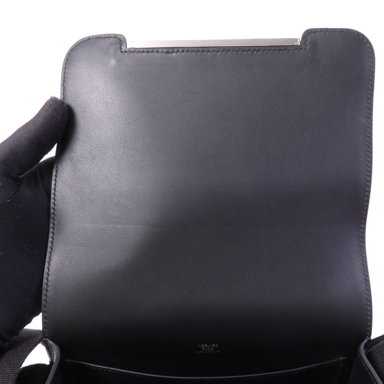HERMES Chevre皮革Geta銀扣肩背袋Noir