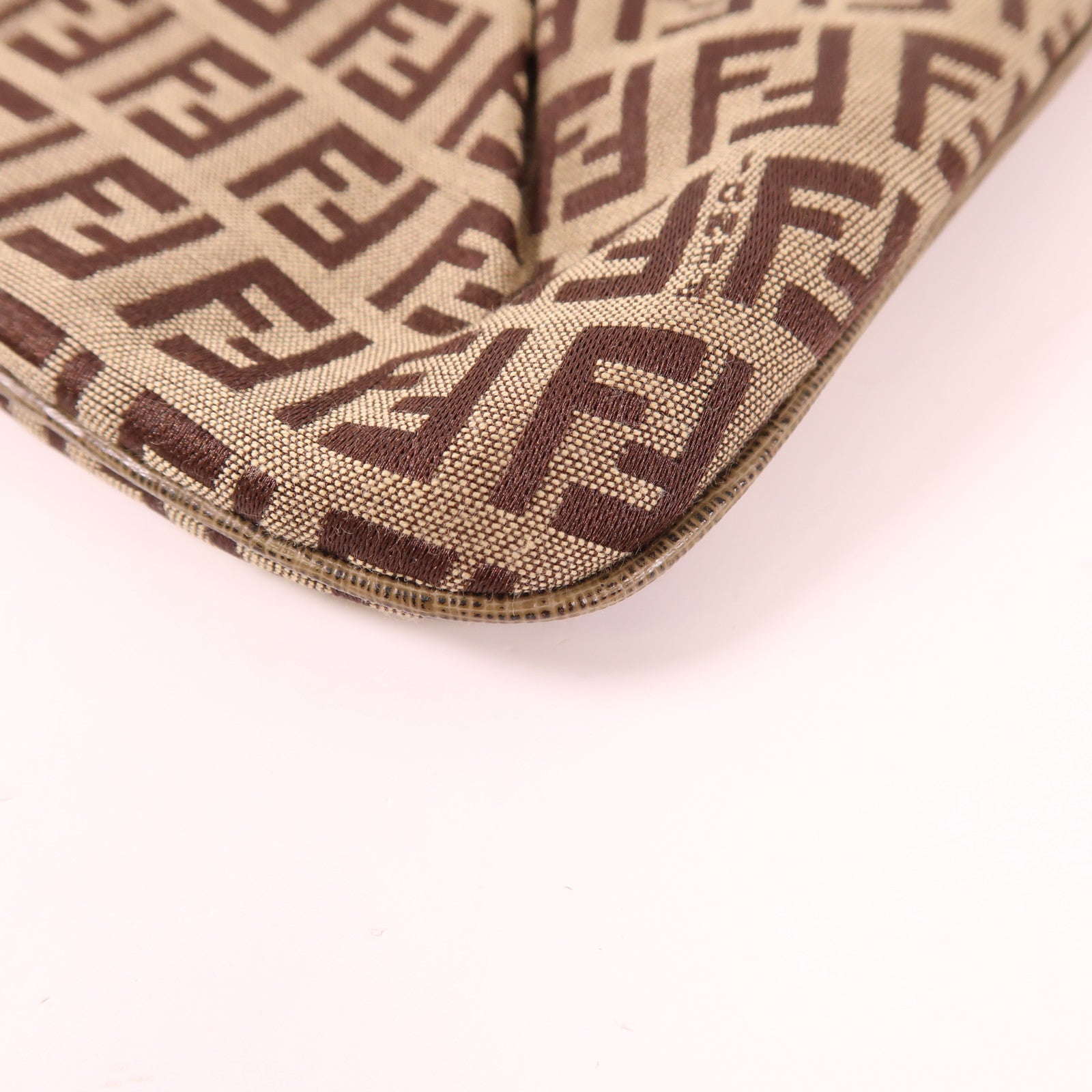 FENDI 帆布Zucchino Chain Pouch鏈帶手拿包