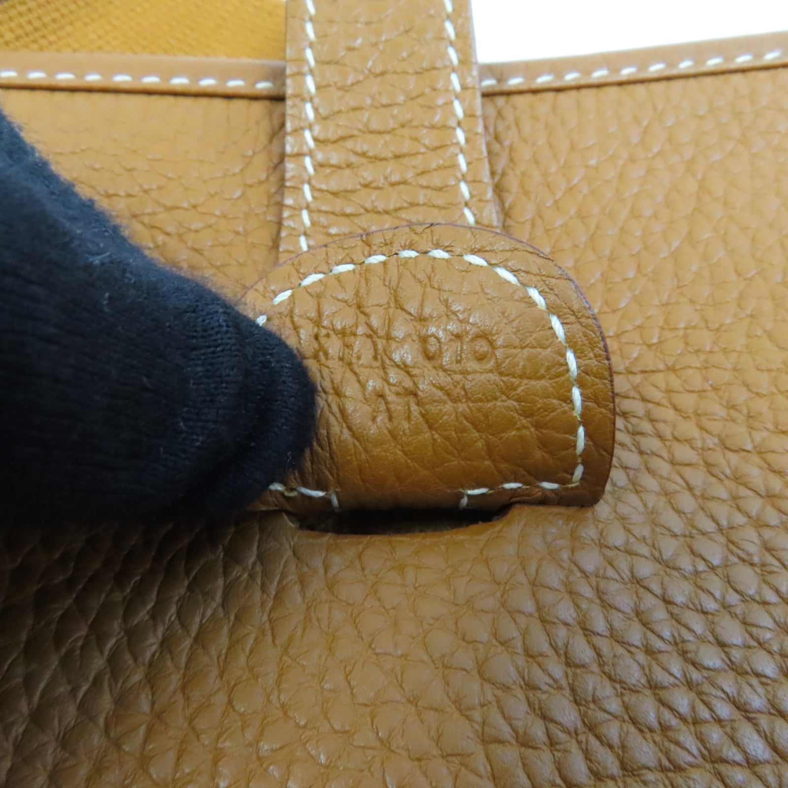 HERMES Clemence皮革Evelyne GM銀扣肩背袋經典駝色