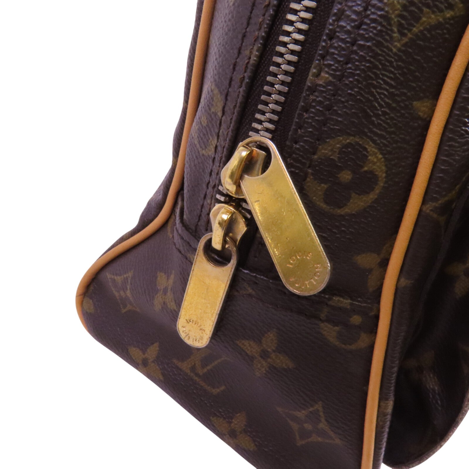 LOUIS VUITTON Monogram Manhttan PM金扣肩背袋