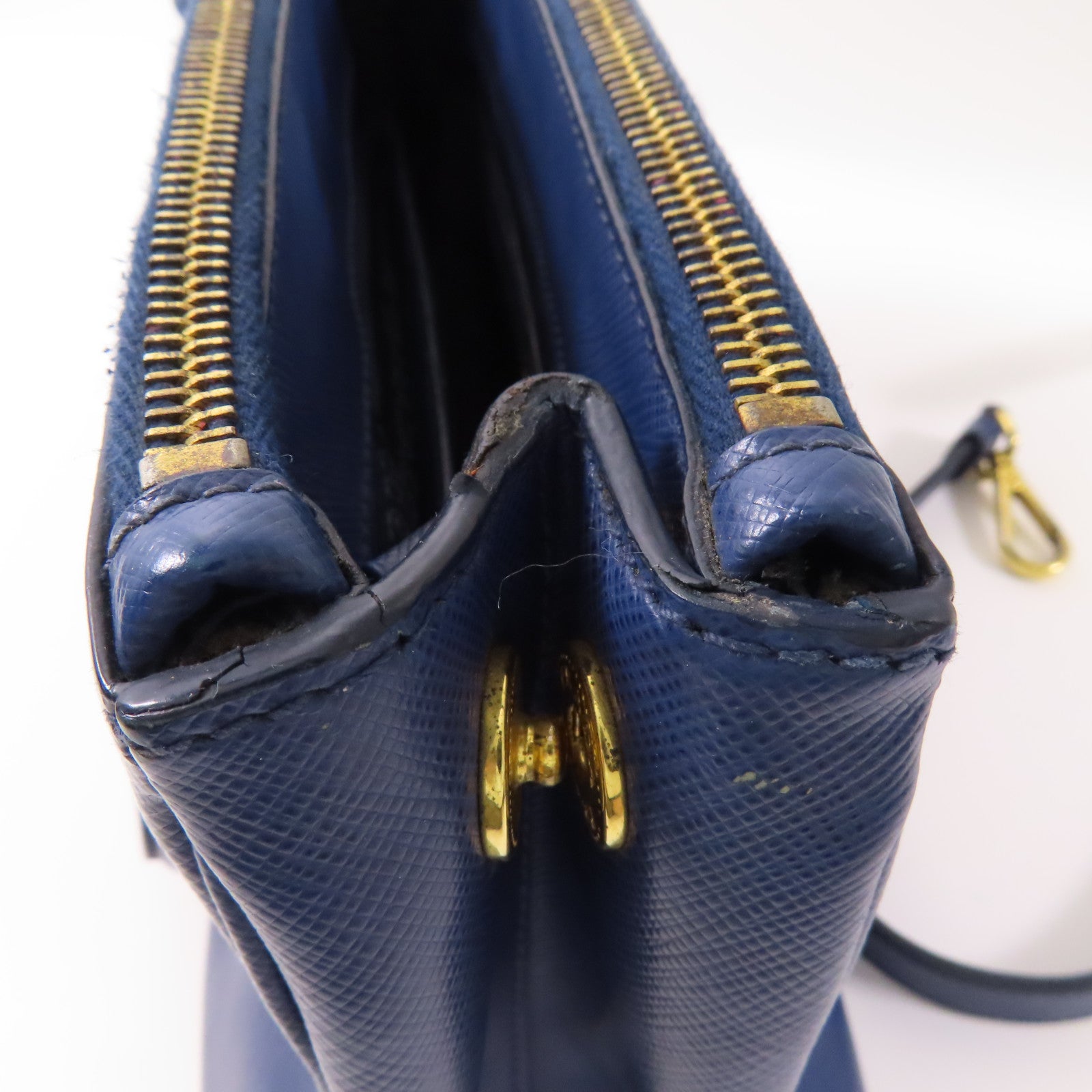 PRADA Saffiano皮革2 Way Shoulder金扣手挽肩背兩用袋