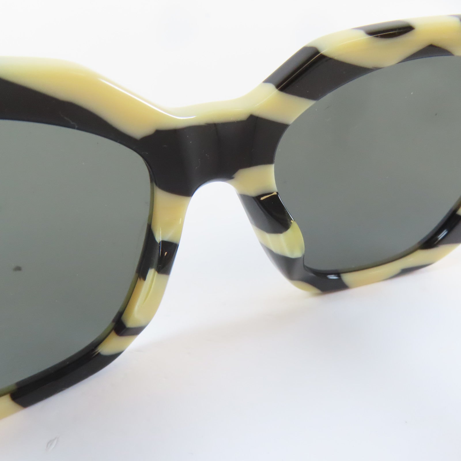 GUCCI 【激減優惠】PVC Sunglasses太陽眼鏡黑色/米色