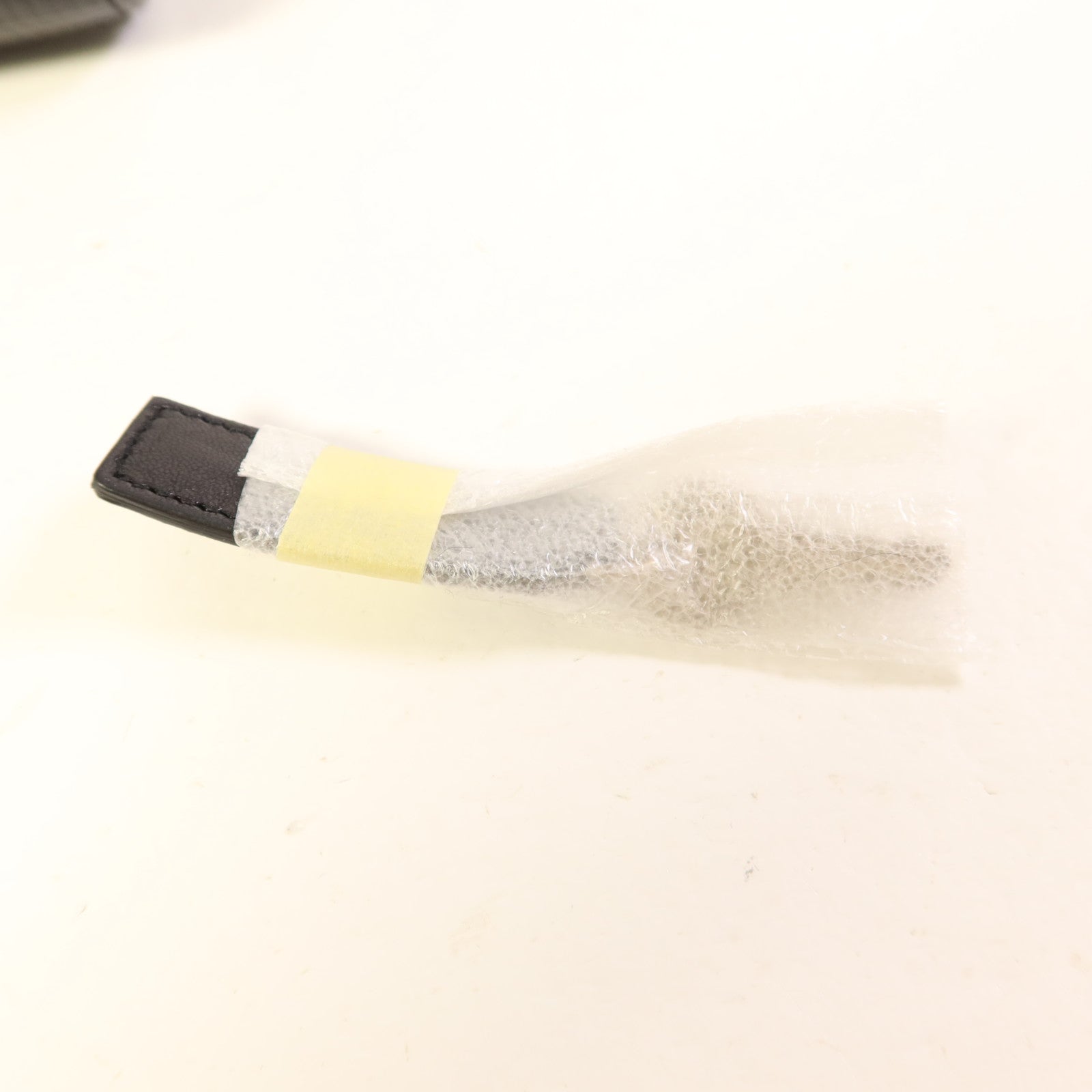 YVES SAINT LAURENT 牛皮皮革Sac De Jour銀扣手挽肩背兩用袋