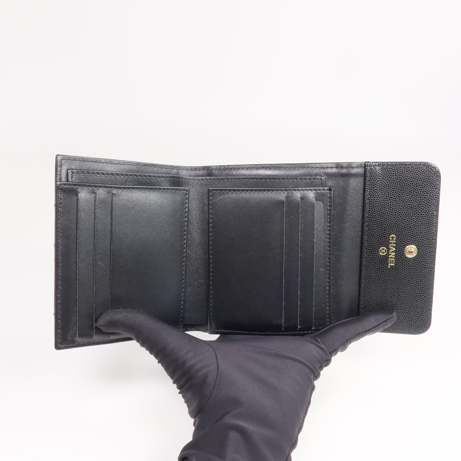 CHANEL 牛皮皮革Wallet金扣錢包